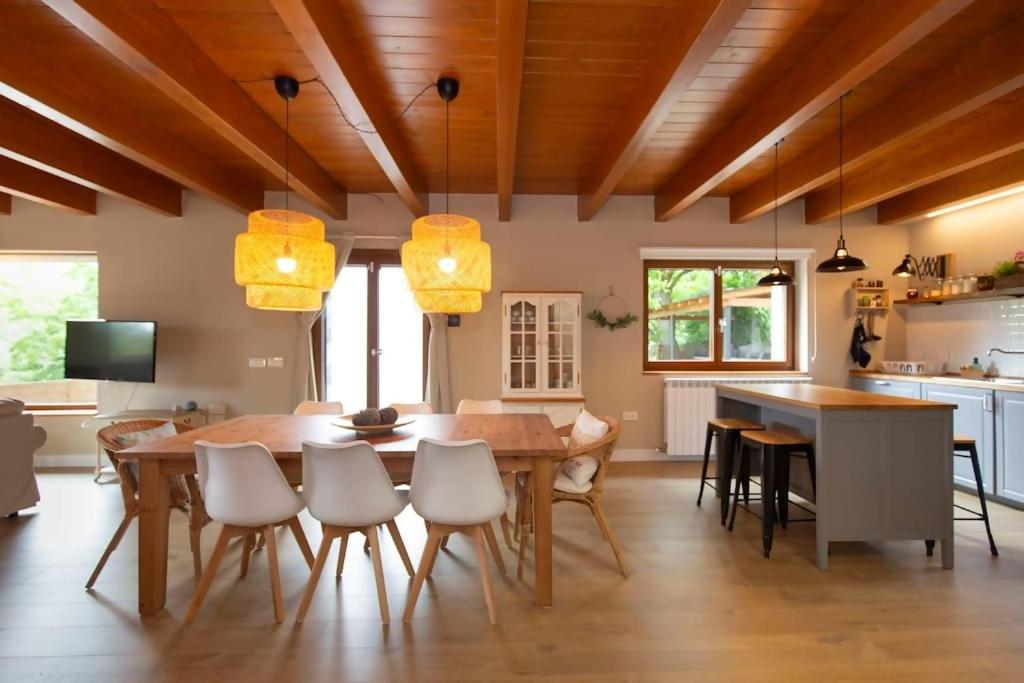 Casa campo Caniás
