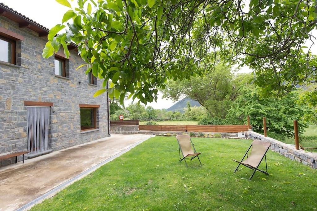 Casa campo Caniás