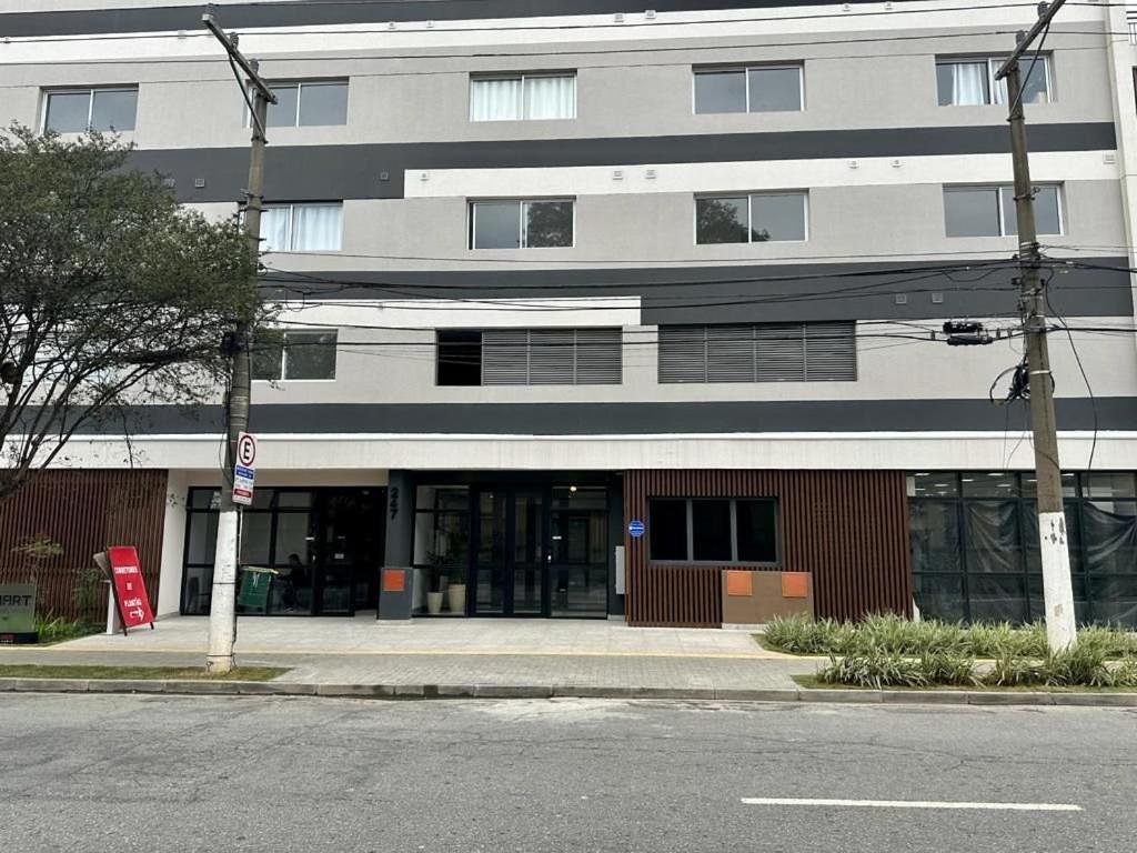 Bonito Studio no Metrô Belém/H. Cema