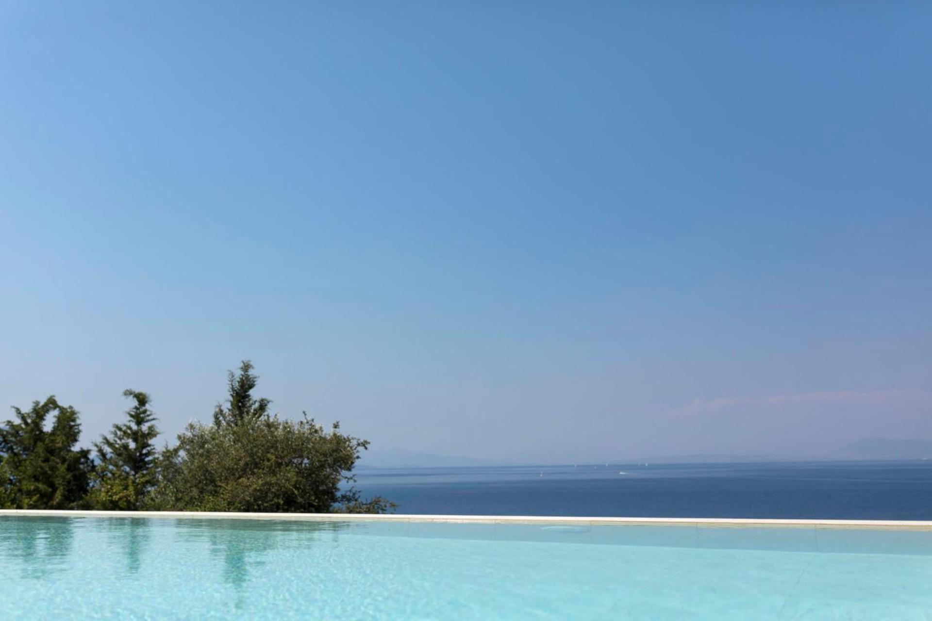 Verde Azur view 2