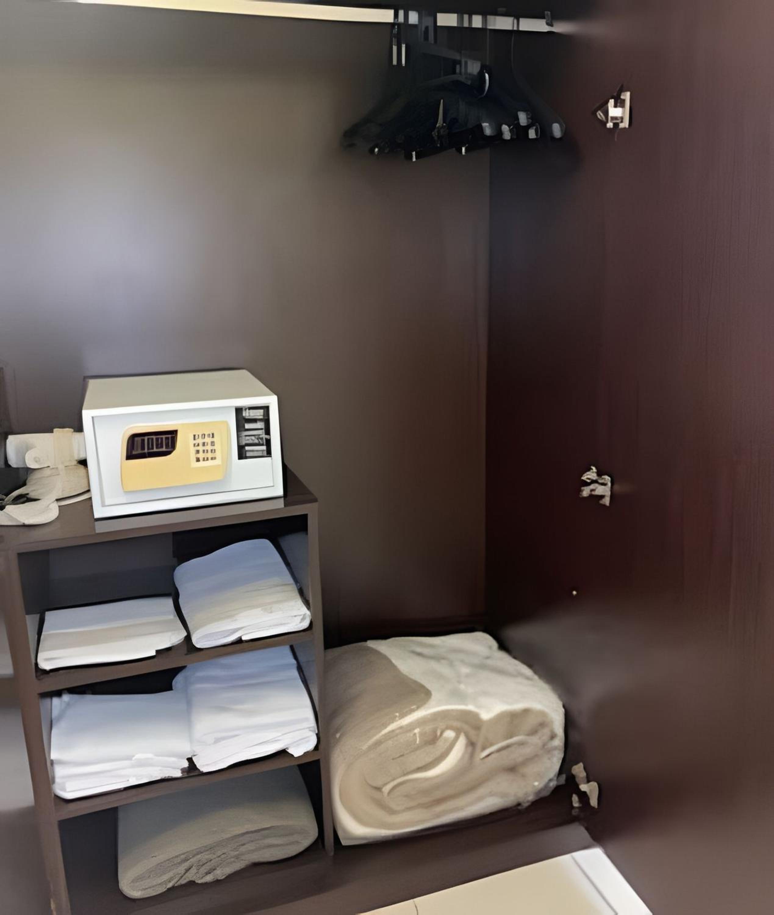 Studio pé na areia, vista, internet e ar