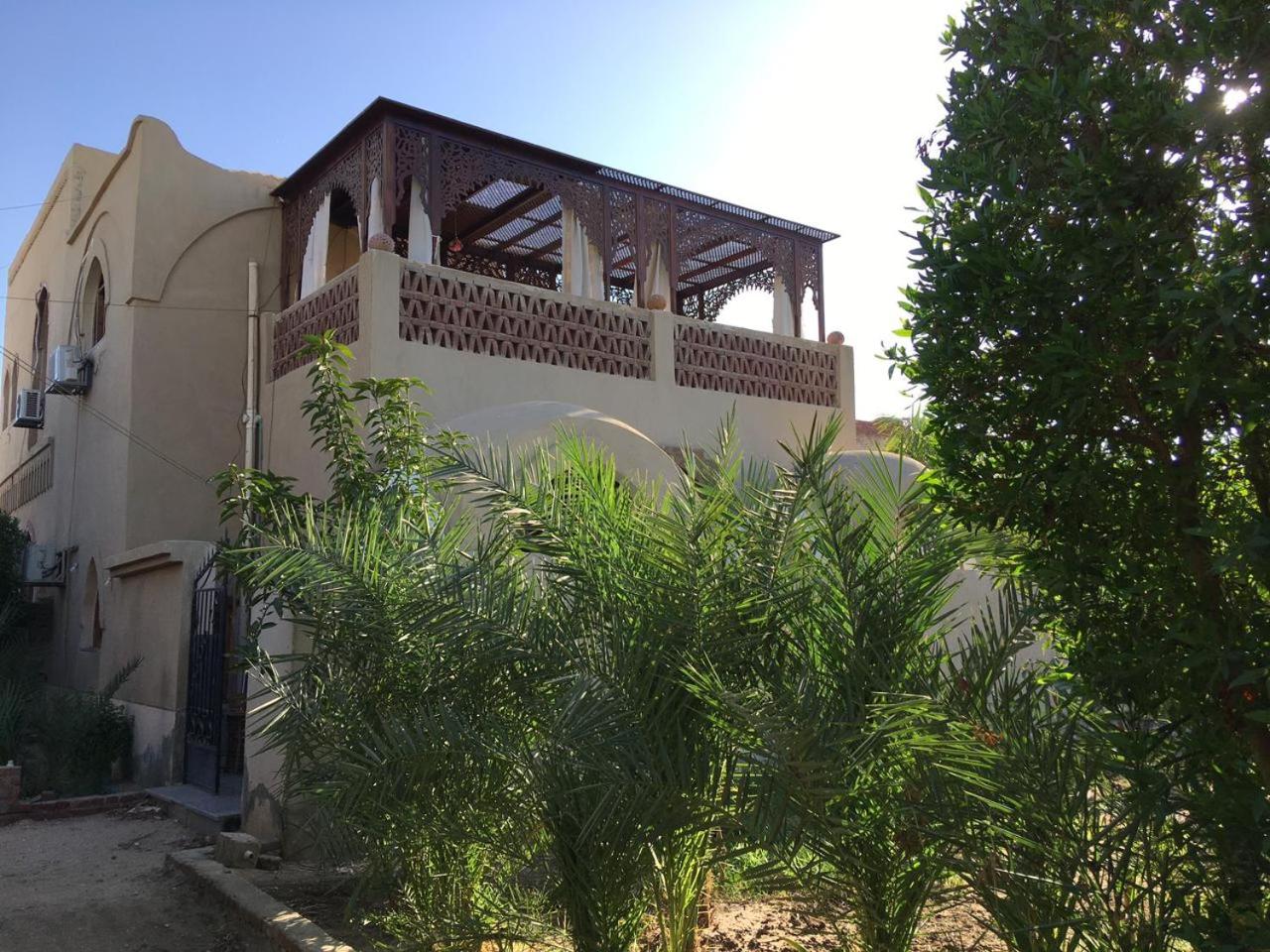 Garden view guest house