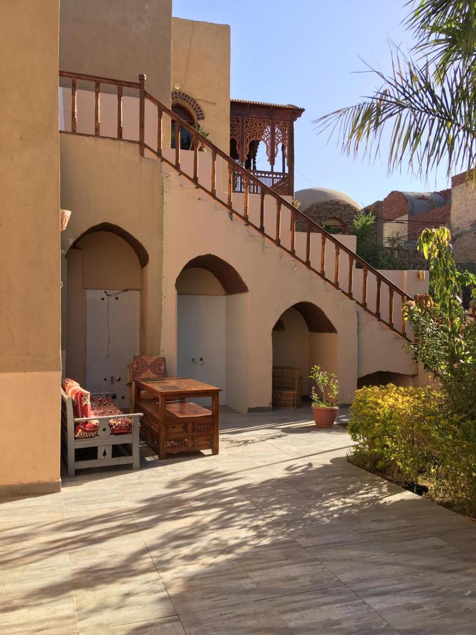 Garden view guest house