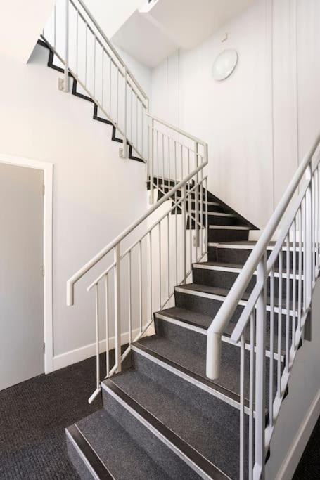 Stylish Room & Private Bathroom in Central London