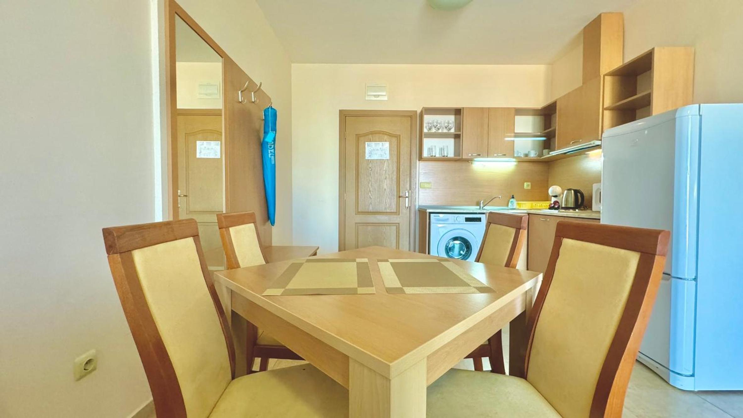 Bratanov Trakia Apartments