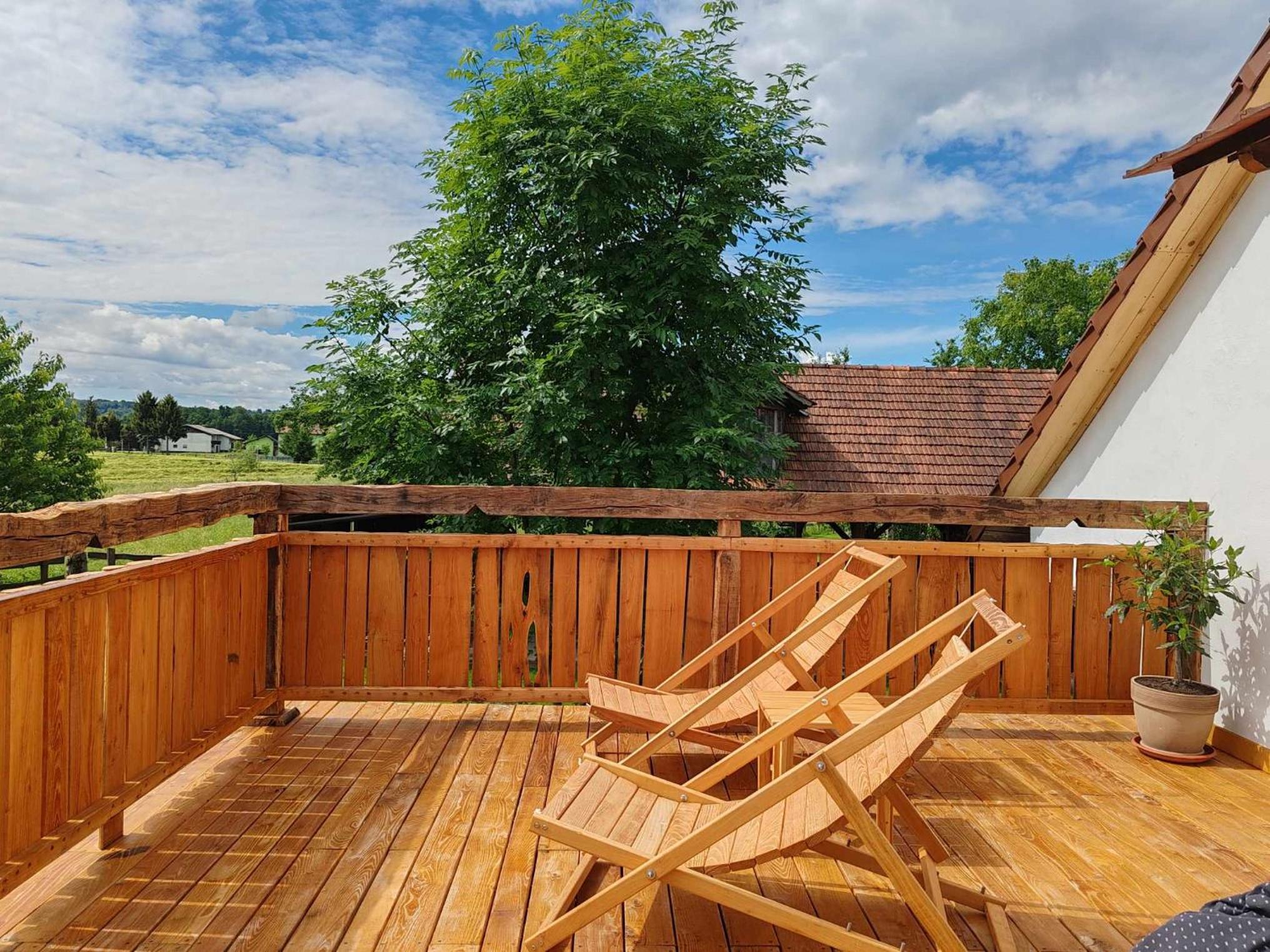 RANČ JUREŠ - Relaxing Countryside Escape
