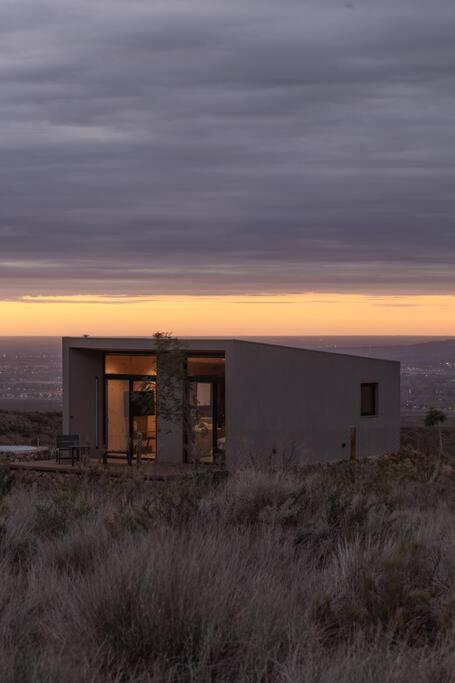 Lujosa Tiny house a 25 minutos de Chacras de Coria