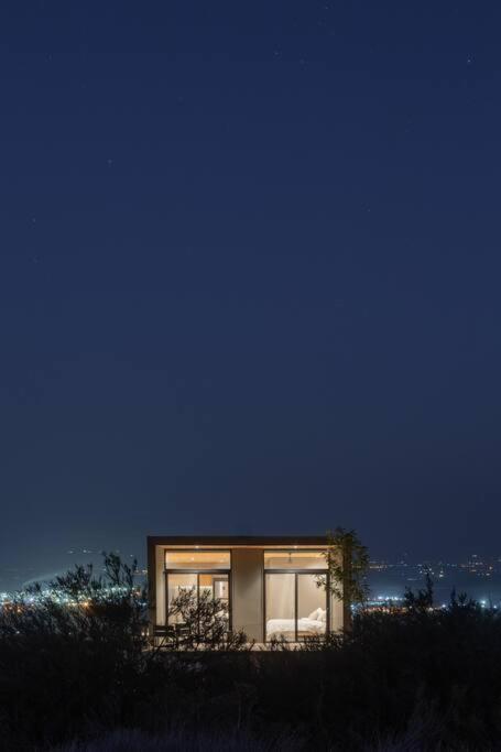 Lujosa Tiny house a 25 minutos de Chacras de Coria