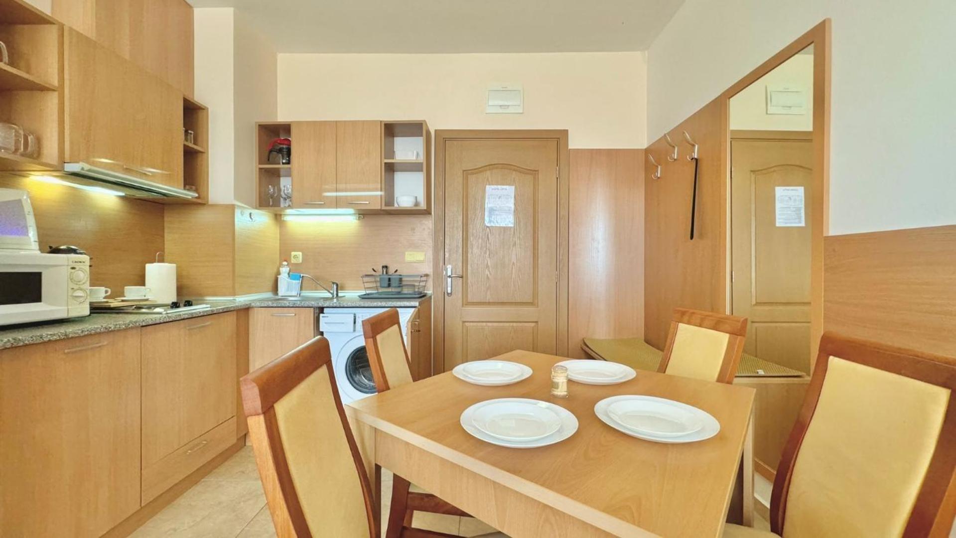 Bratanov Trakia Apartments