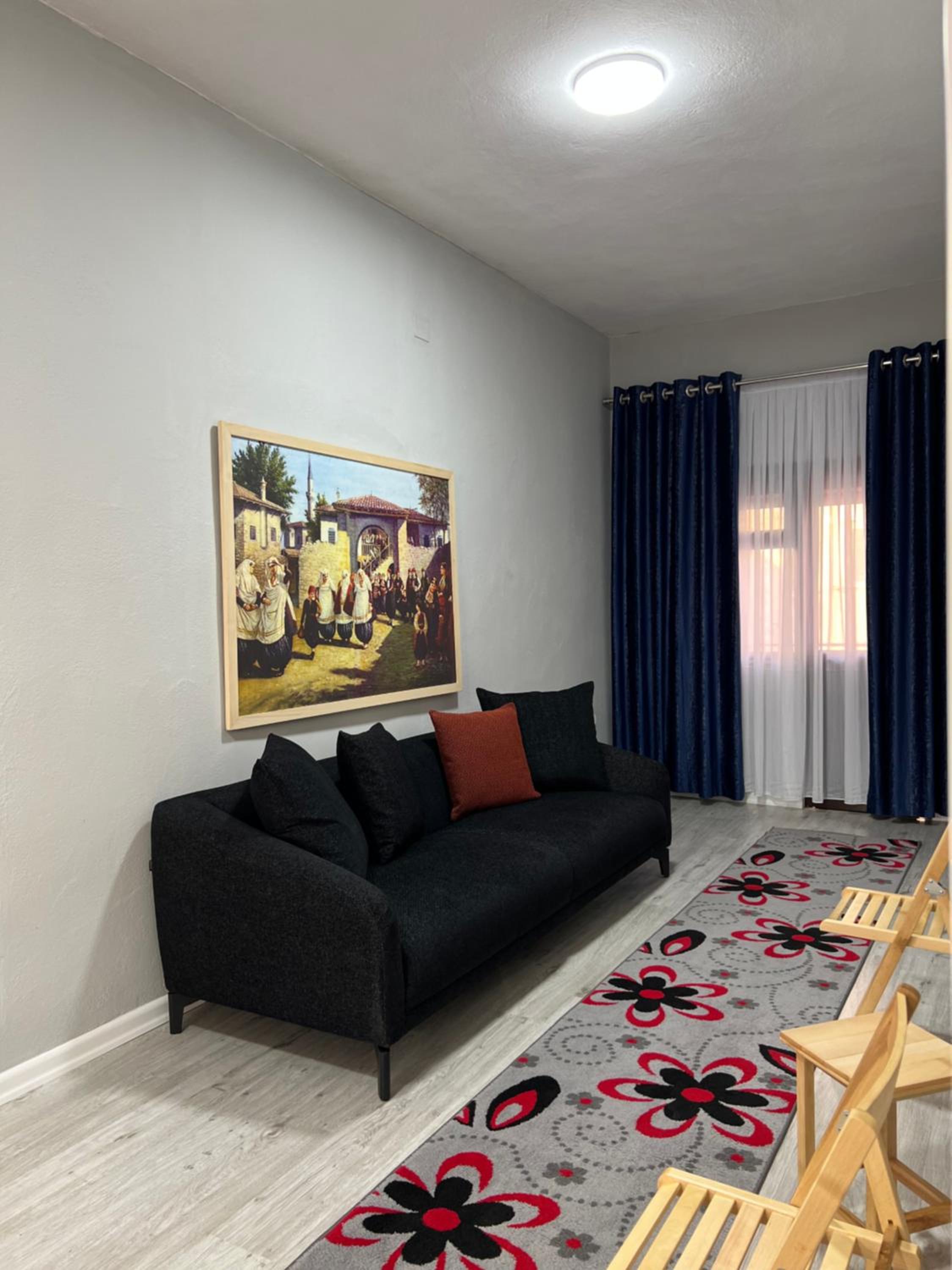 Zhuraj Apartments