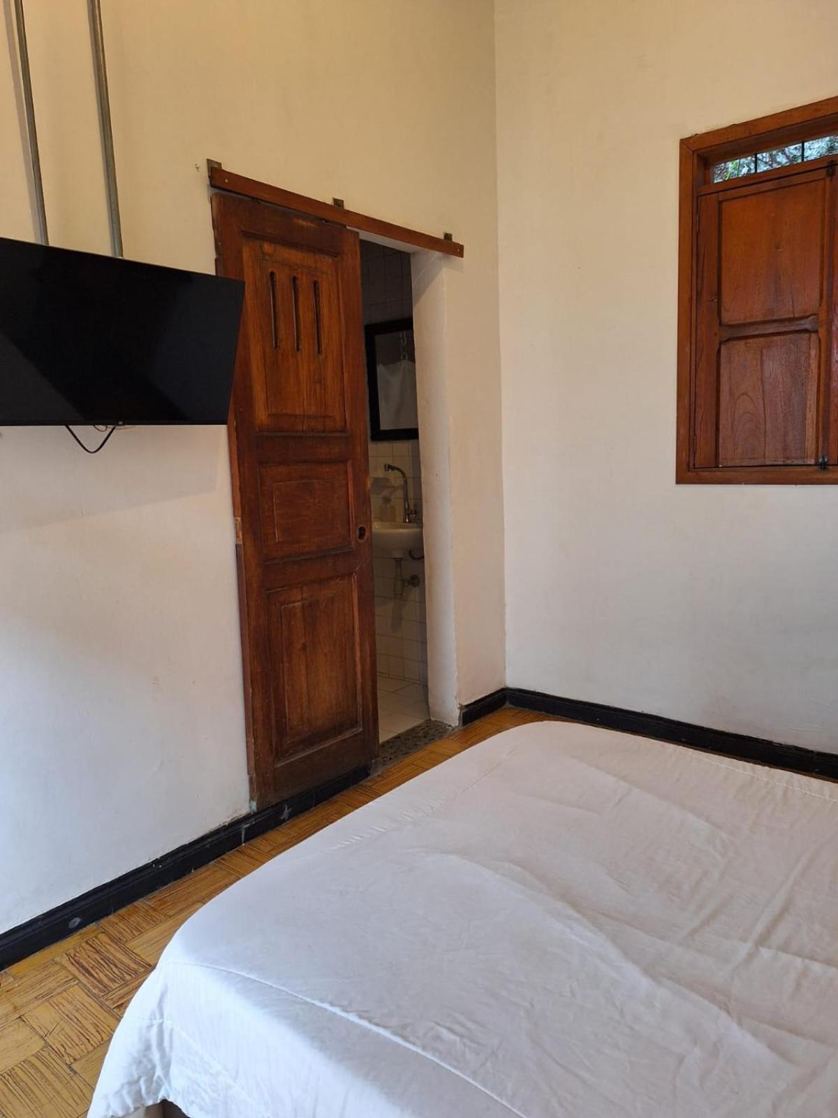 RollinKeepers Hostel