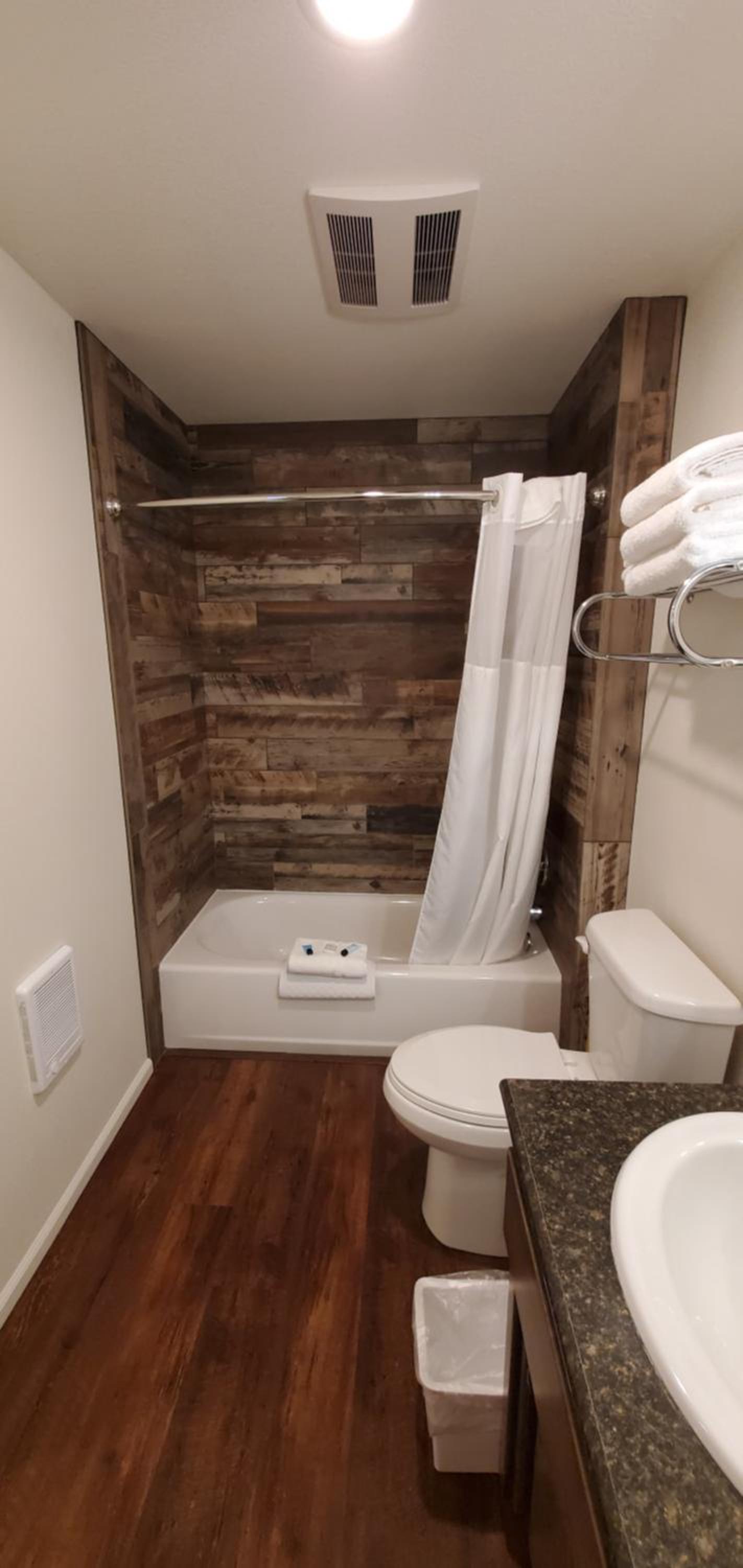 Eagle Cap Chalets