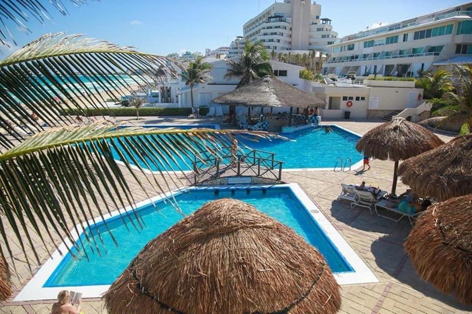 Vaoli Brisas Cancún