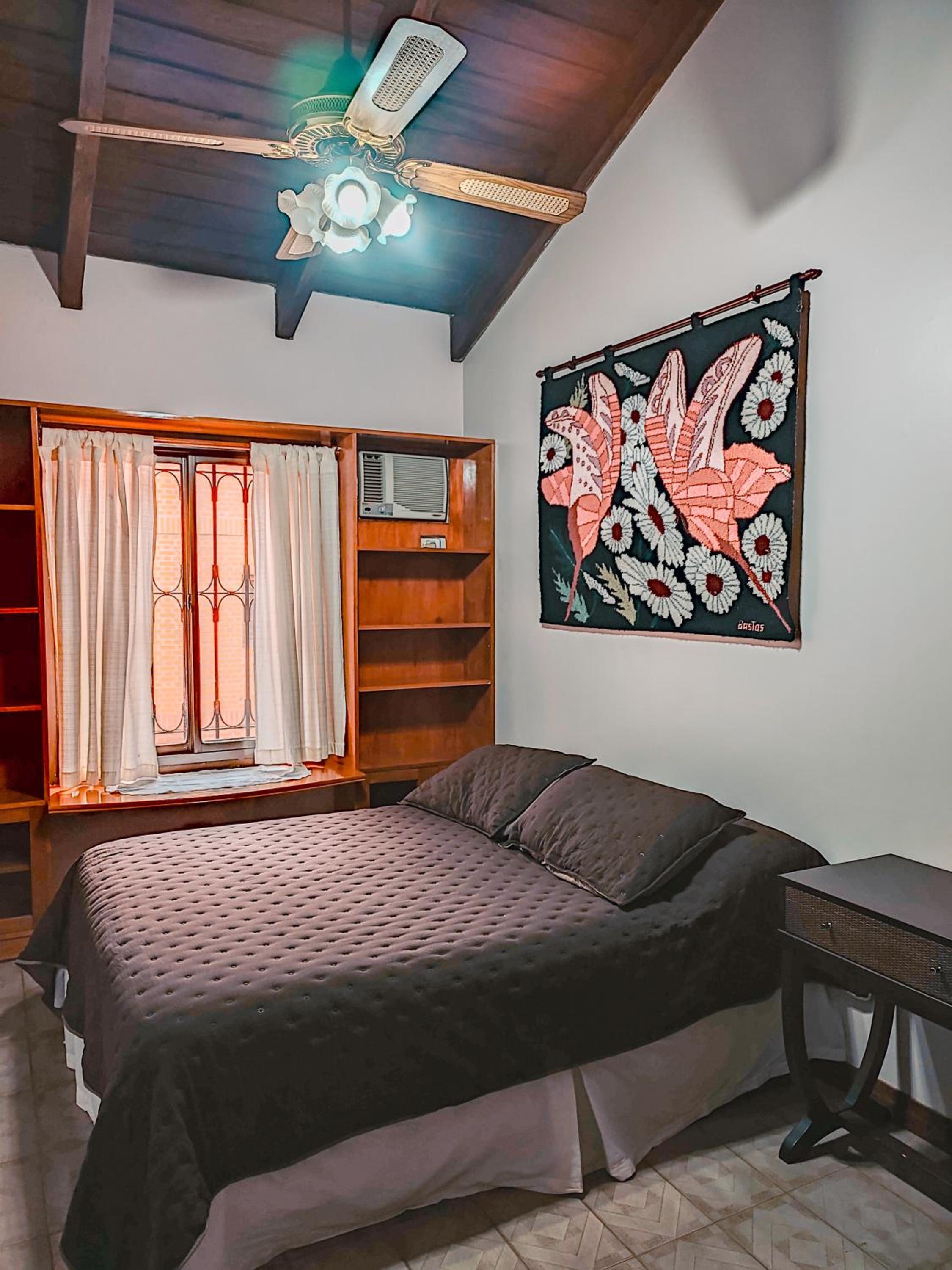 Encantadora casa con piscina