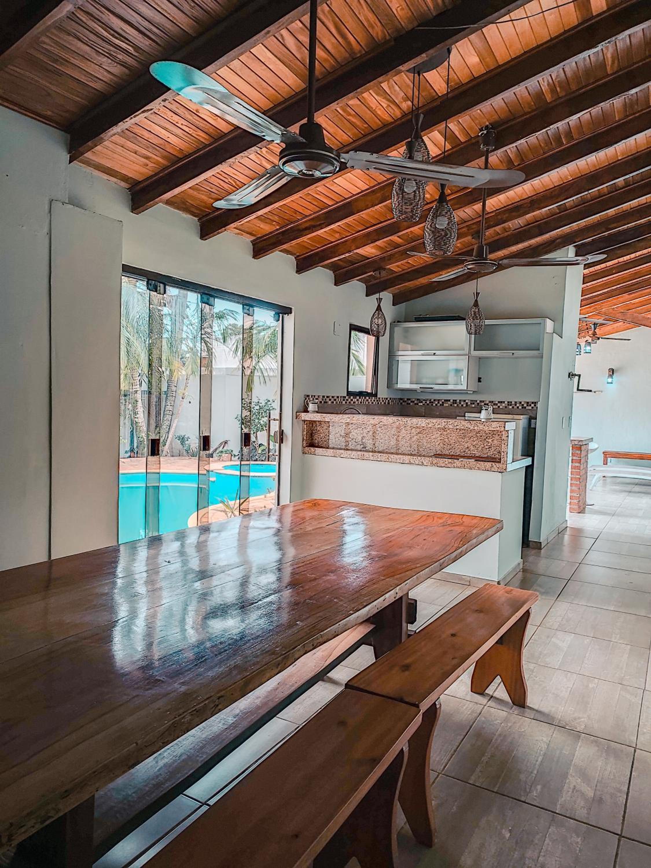 Encantadora casa con piscina