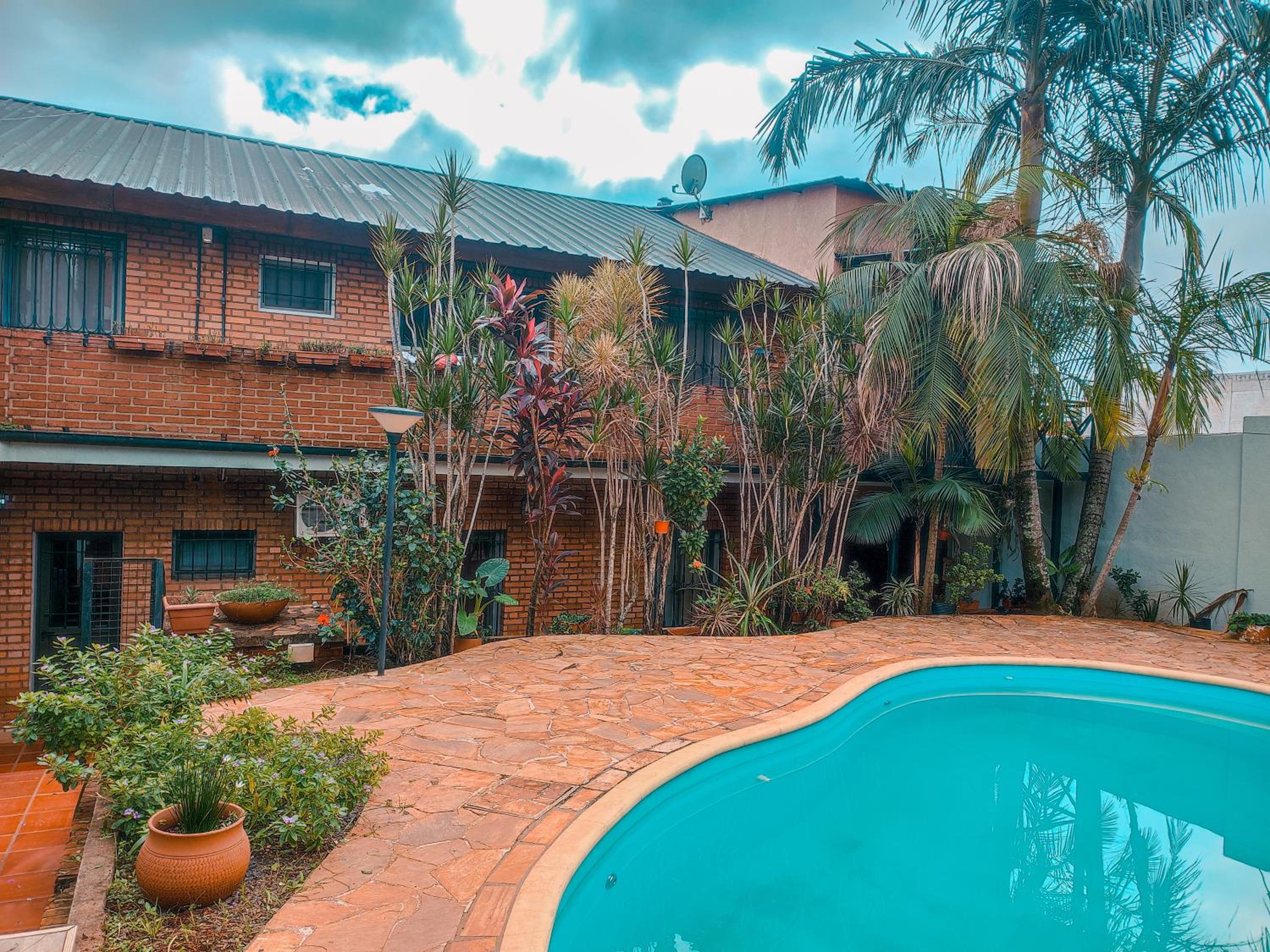 Encantadora casa con piscina