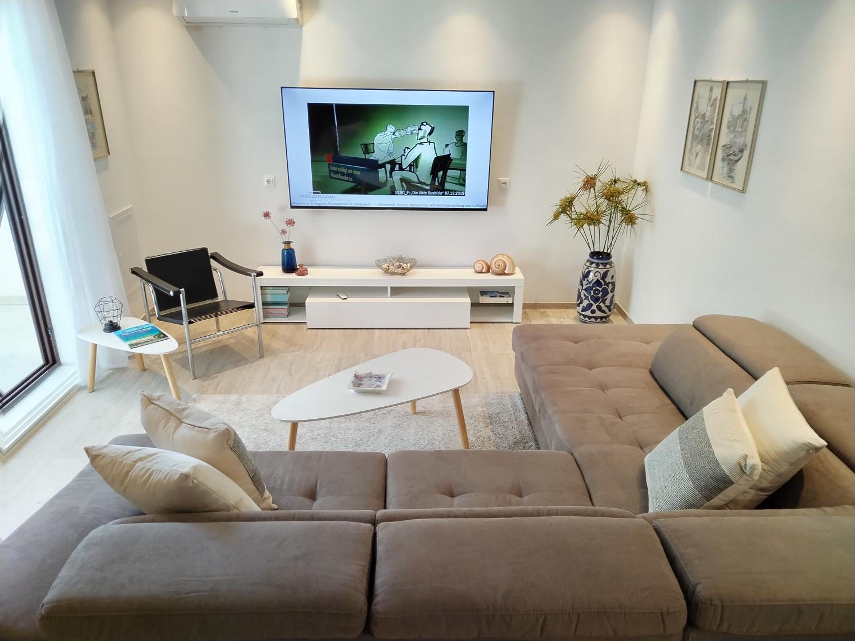 Beachfront apartment Suncana