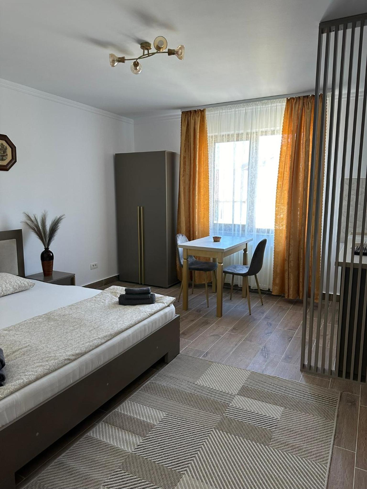 Serenity Apartments and Studios