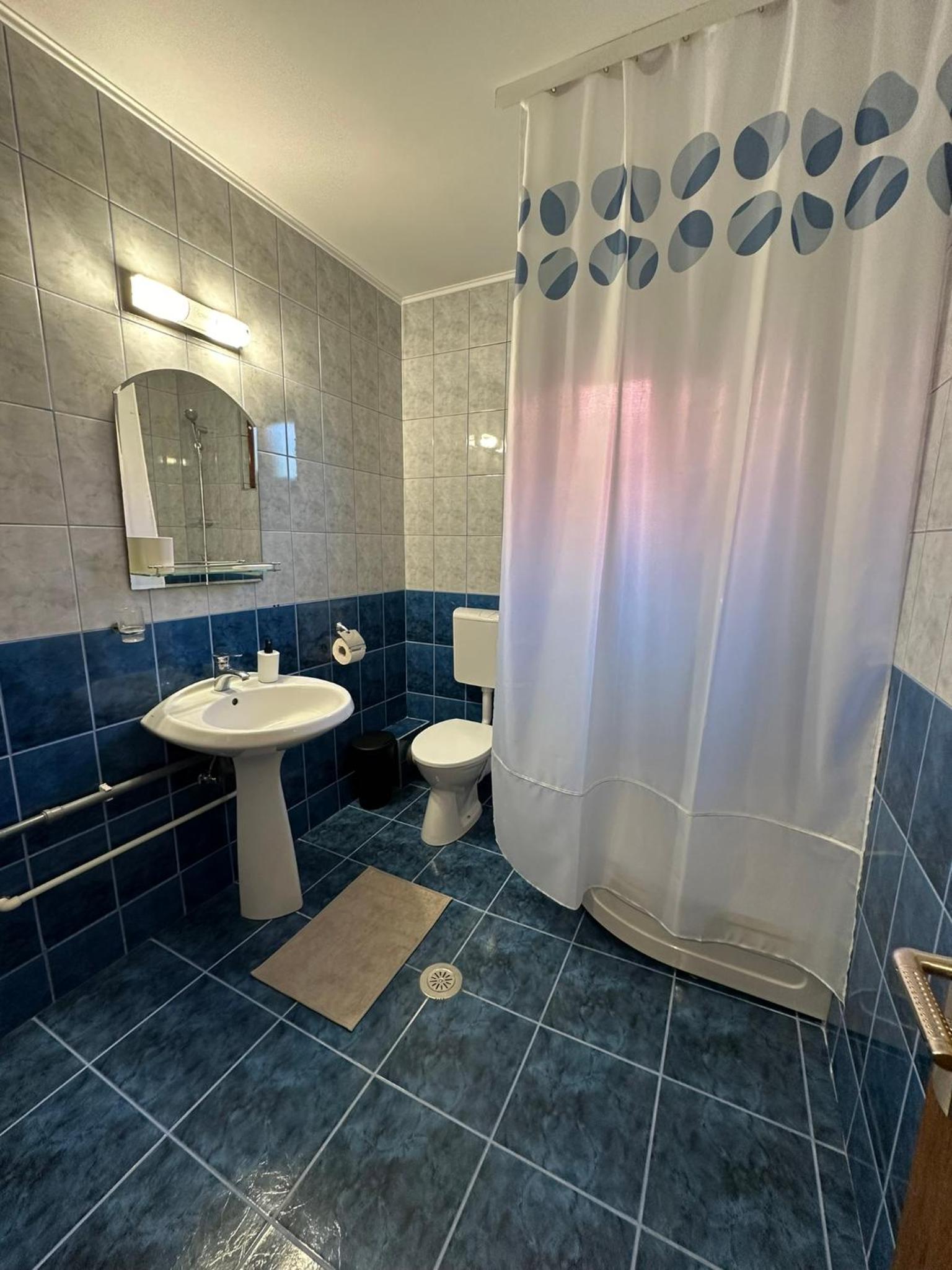 Serenity Apartments and Studios