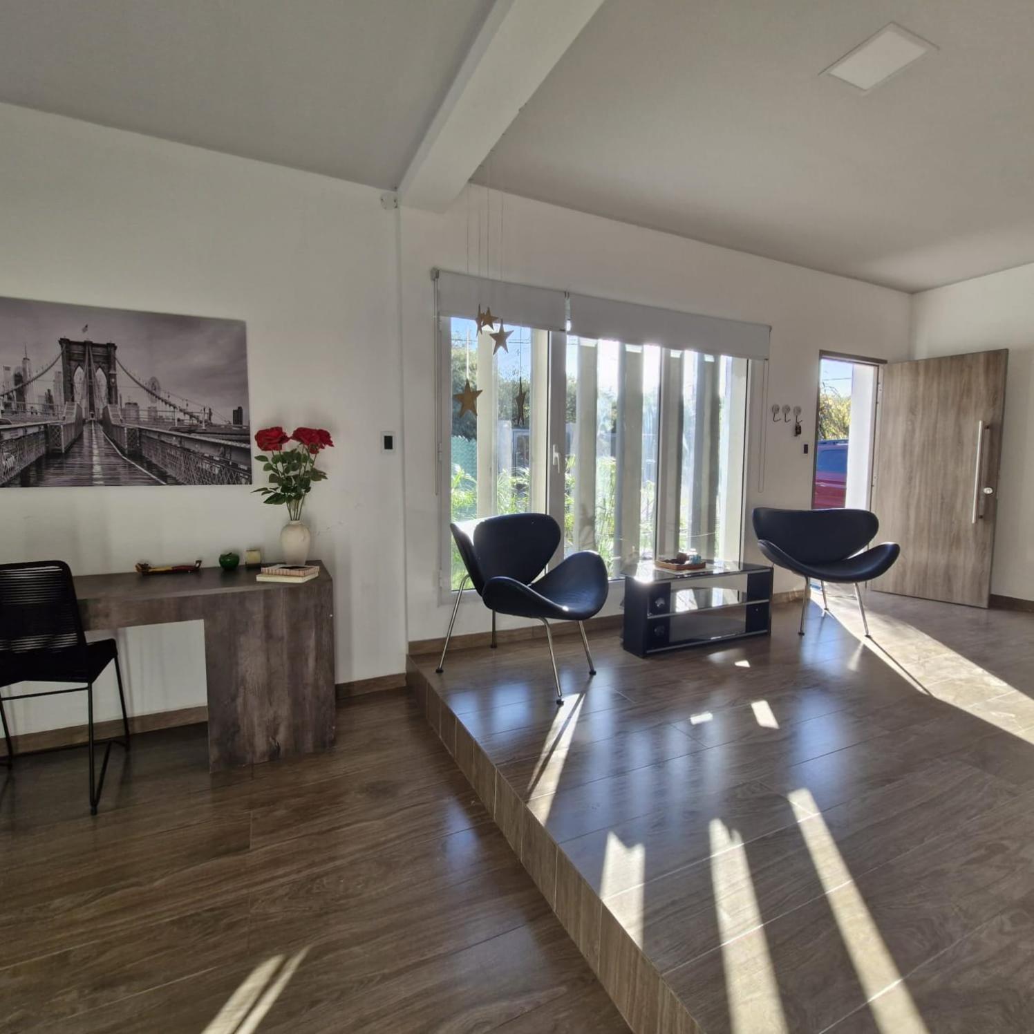 Casa COMODA Y MODERNA