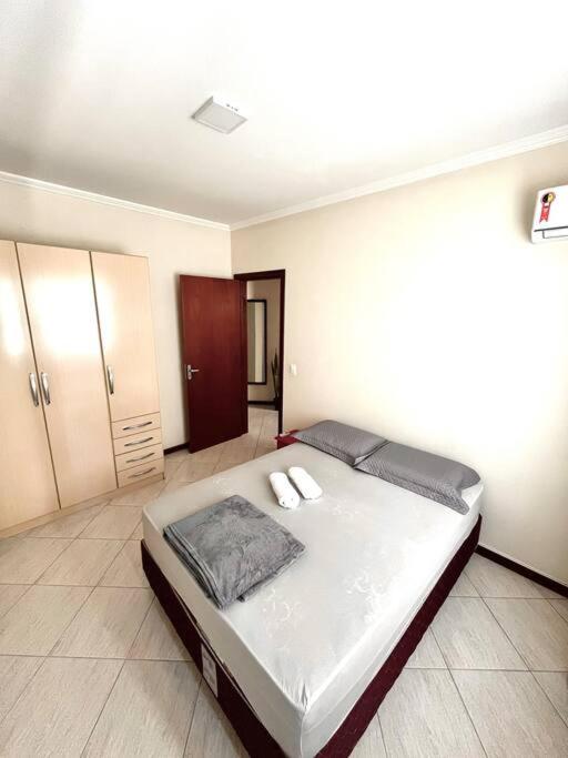 Residencial Caravelas - Apto Completo 150m da Praia