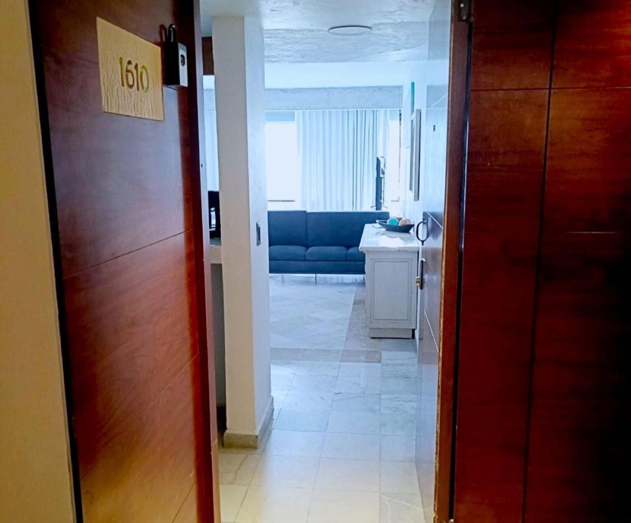 Zona Hotelera, acceso a la playa