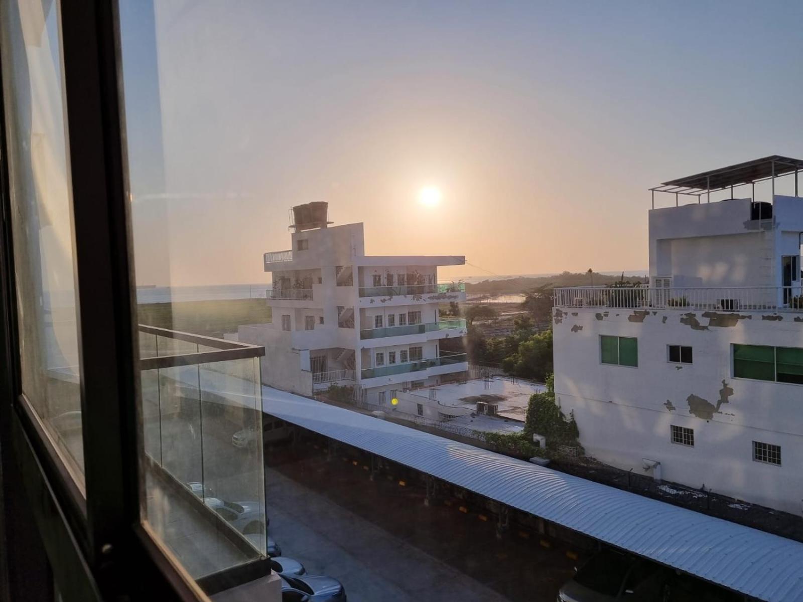 Aparta Suite Sunset 408 - Pozos Colorados