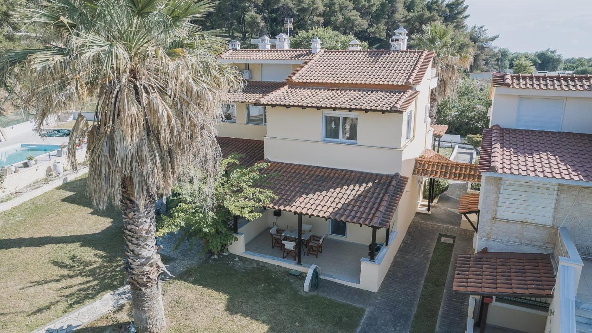 Encore Sea Side Villa, Posidi