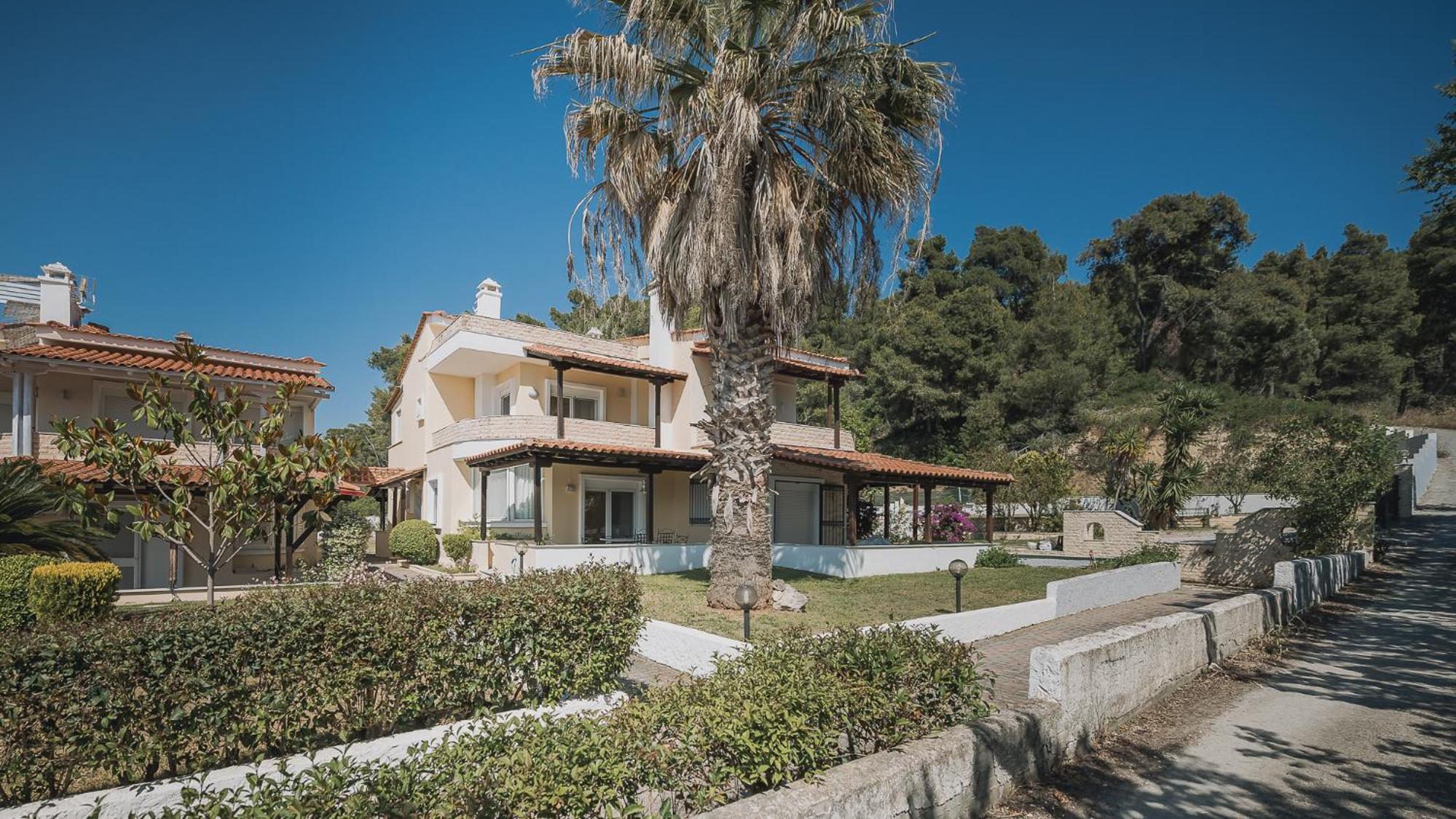 Encore Sea Side Villa, Posidi