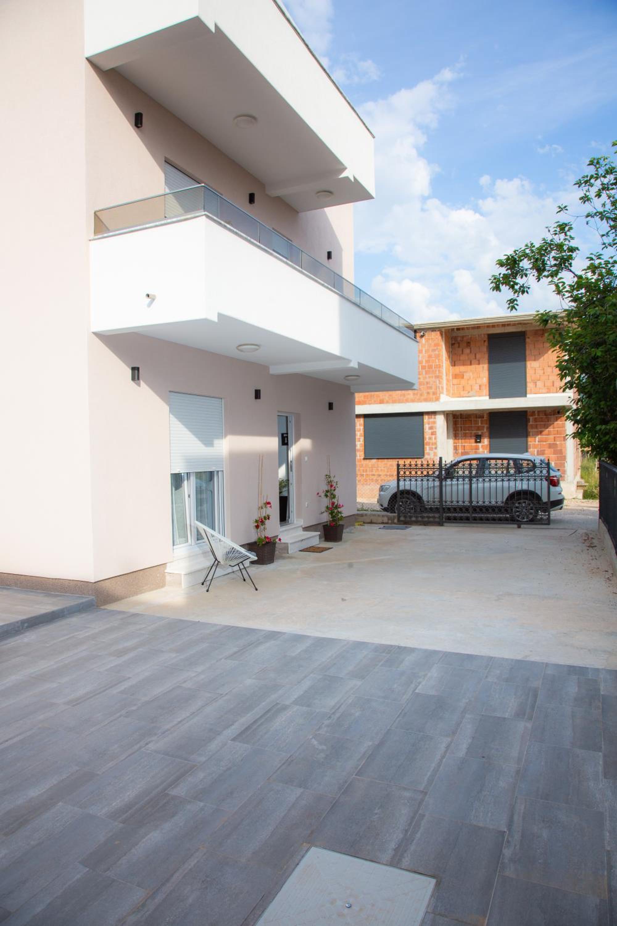 TWINS DREAMs HOUSE view 2