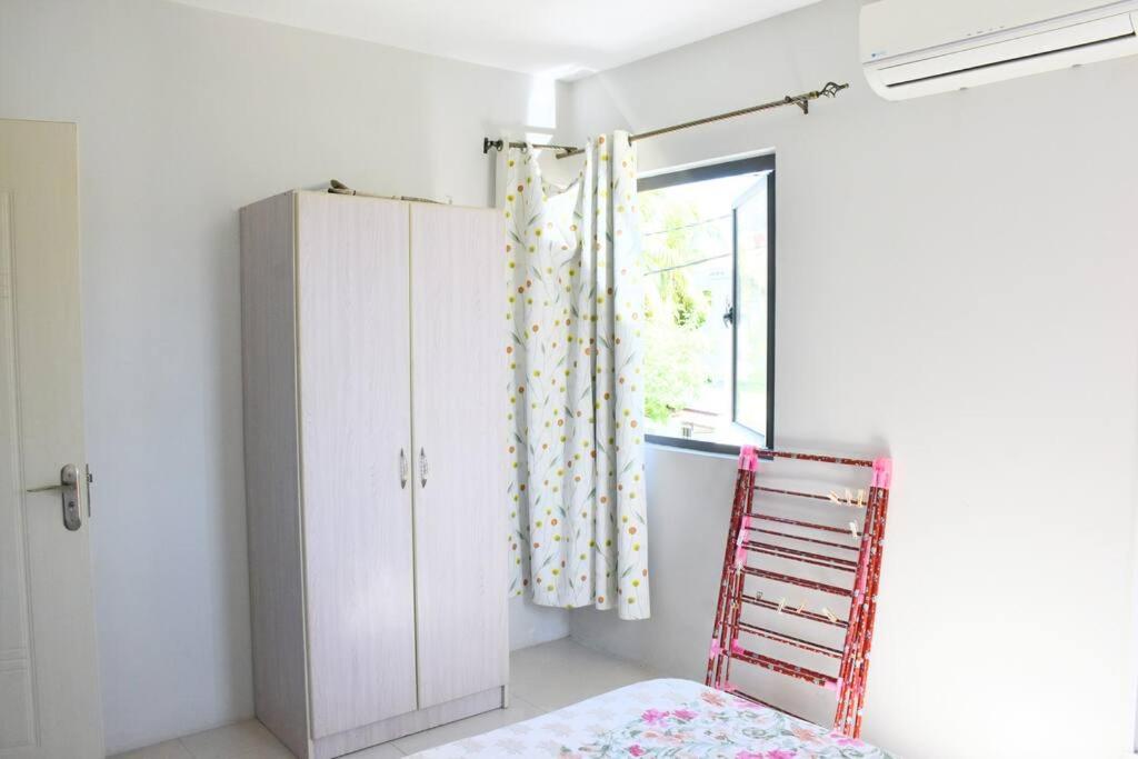 4 Beds Apartment Flic en Flac view 5