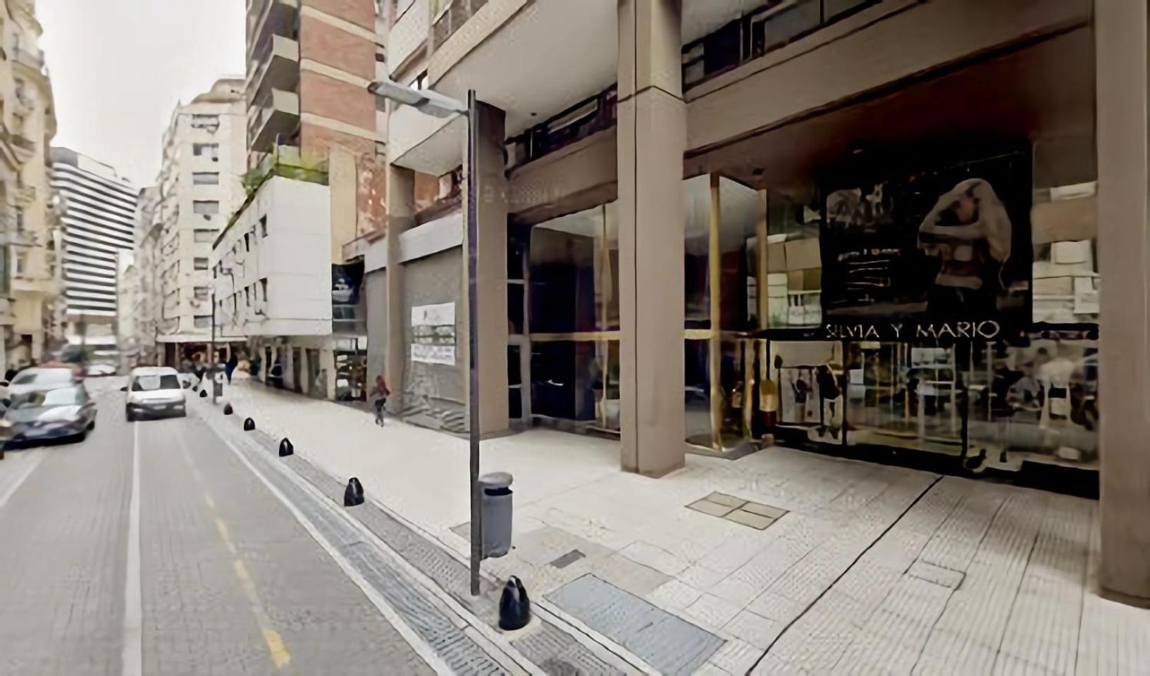 Buenos Aires downtown, just a few meters from Florida Street, a super touristy area!