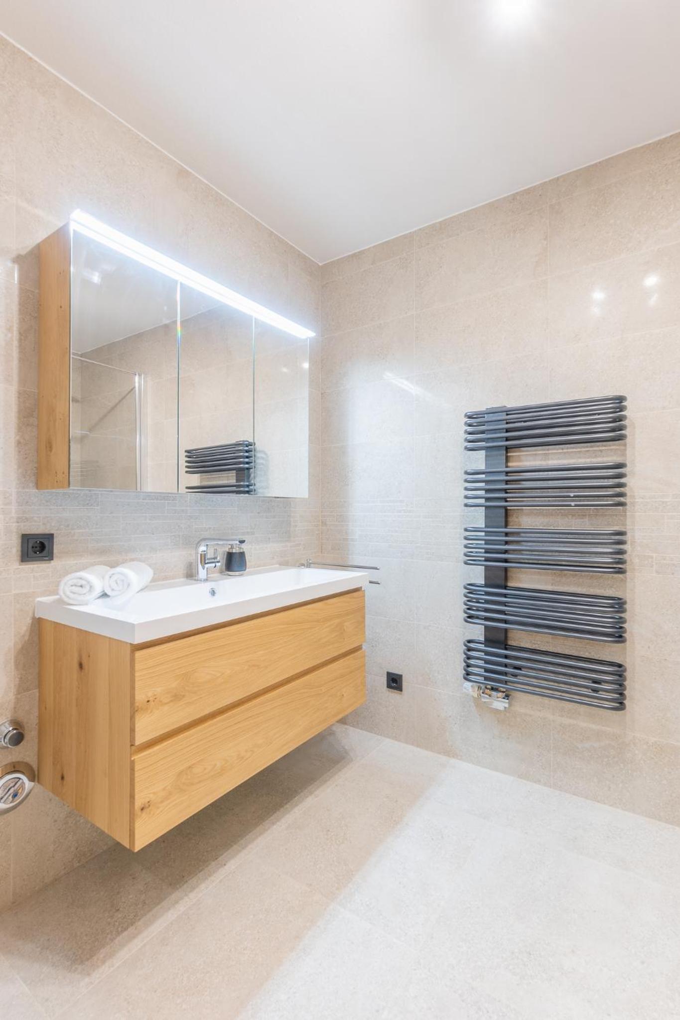Praga Apartments & Restaurant Zell am See-Kaprun