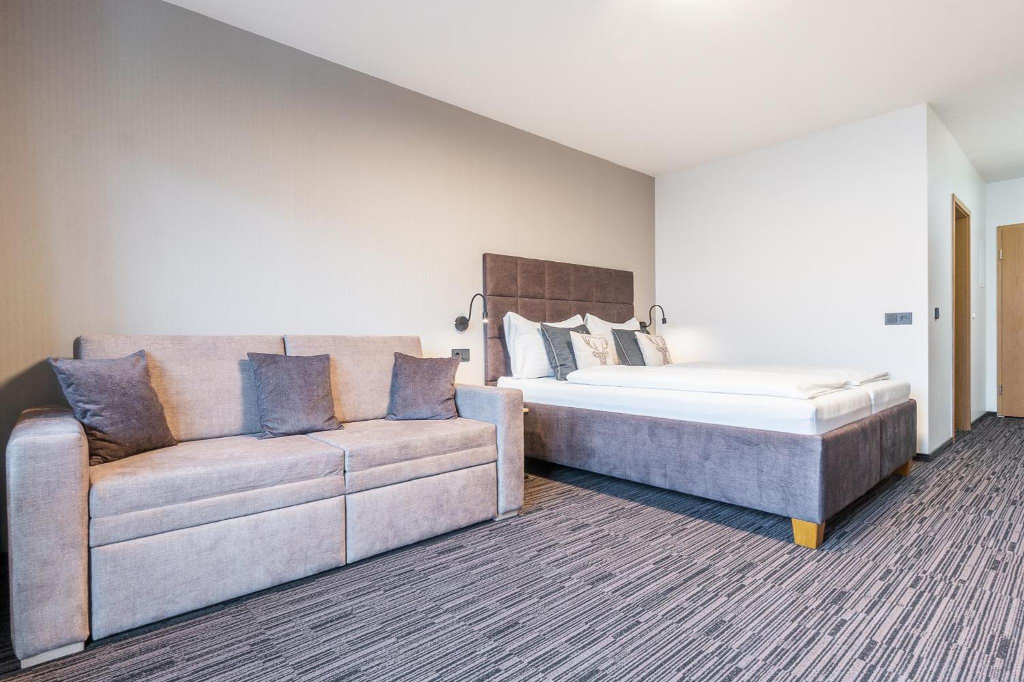 Praga Apartments & Restaurant Zell am See-Kaprun