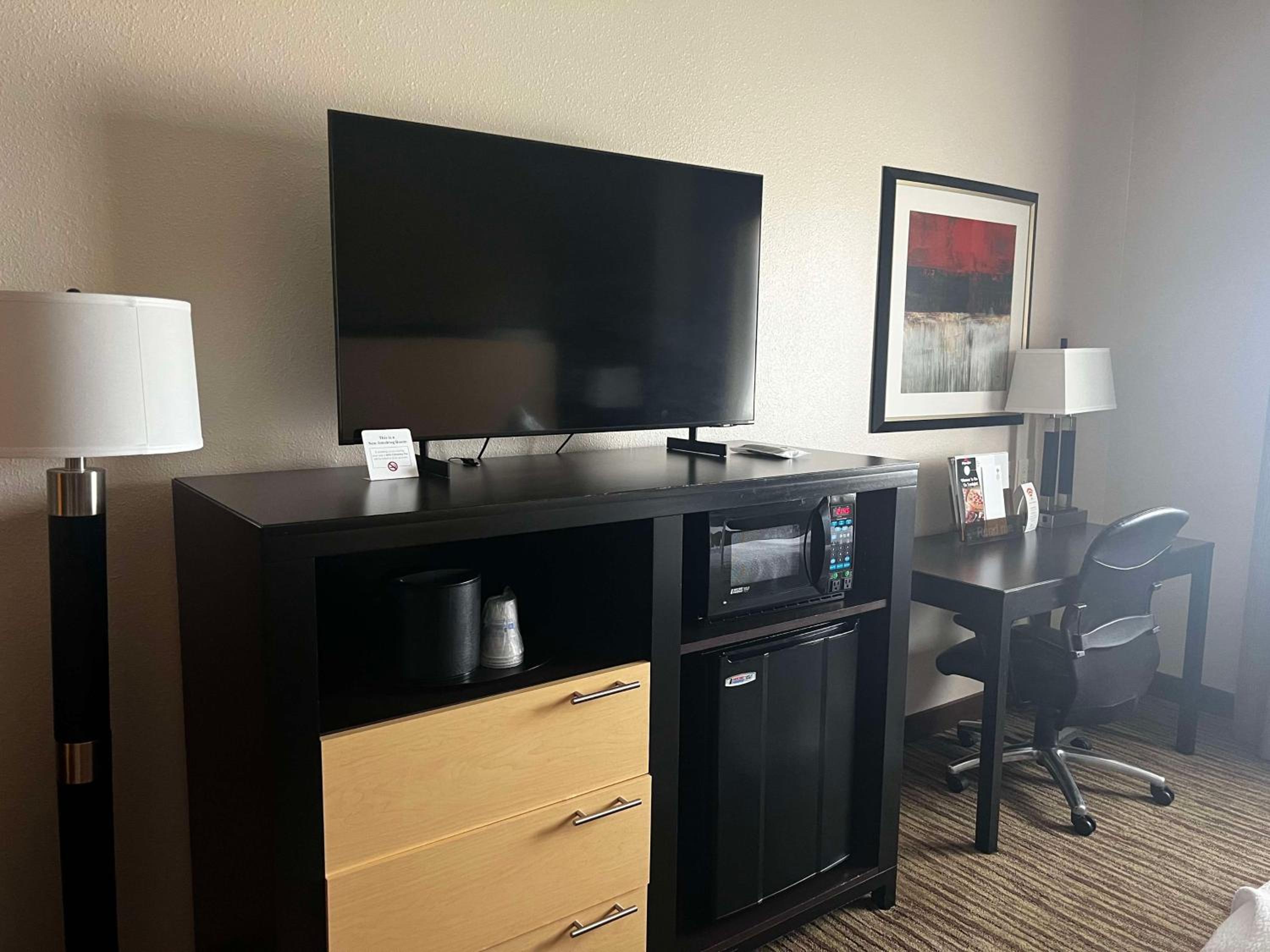 Best Western Plus Landmark Hotel - Property Image 8