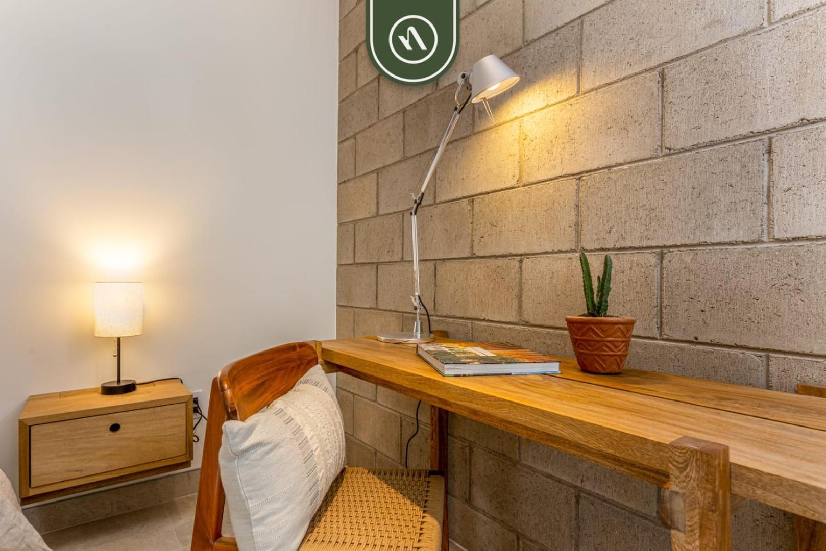Great Studio with Patio view 3