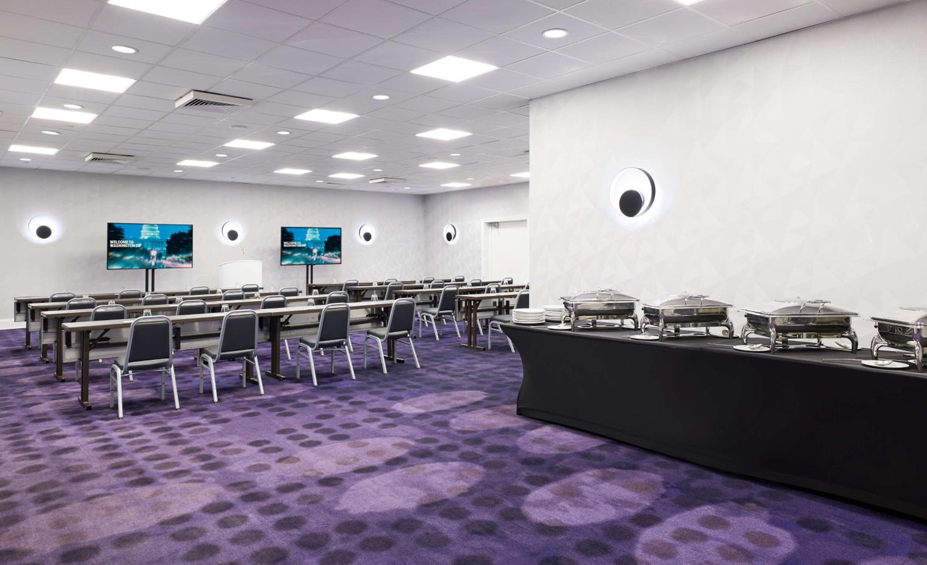 YOTEL Washington DC-4