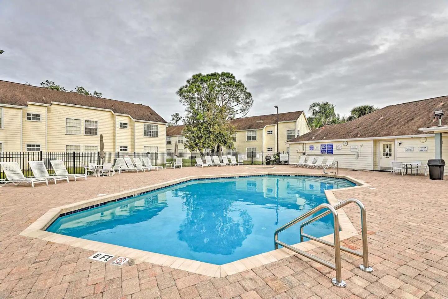 Themed condo Sauna Gym 5Mi from Disney view 4