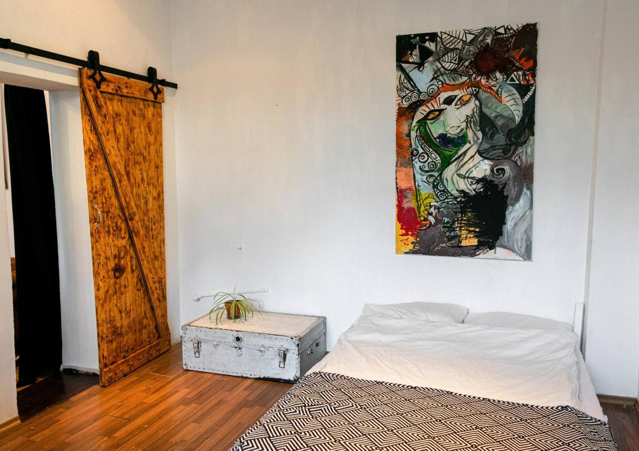 Artistic Altbau Apartment