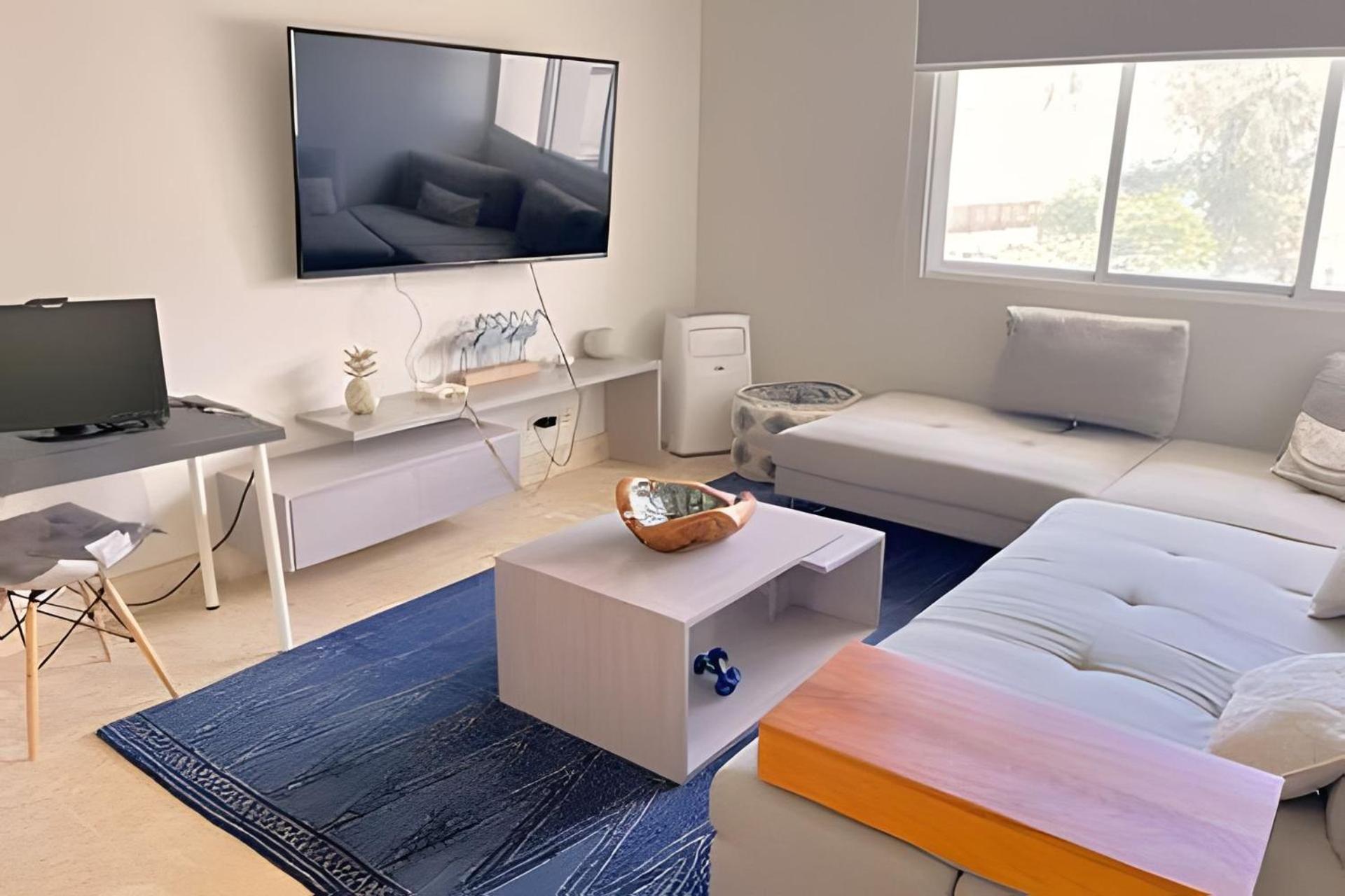 Beach Residence | Spectacular Ocean View PH view 4