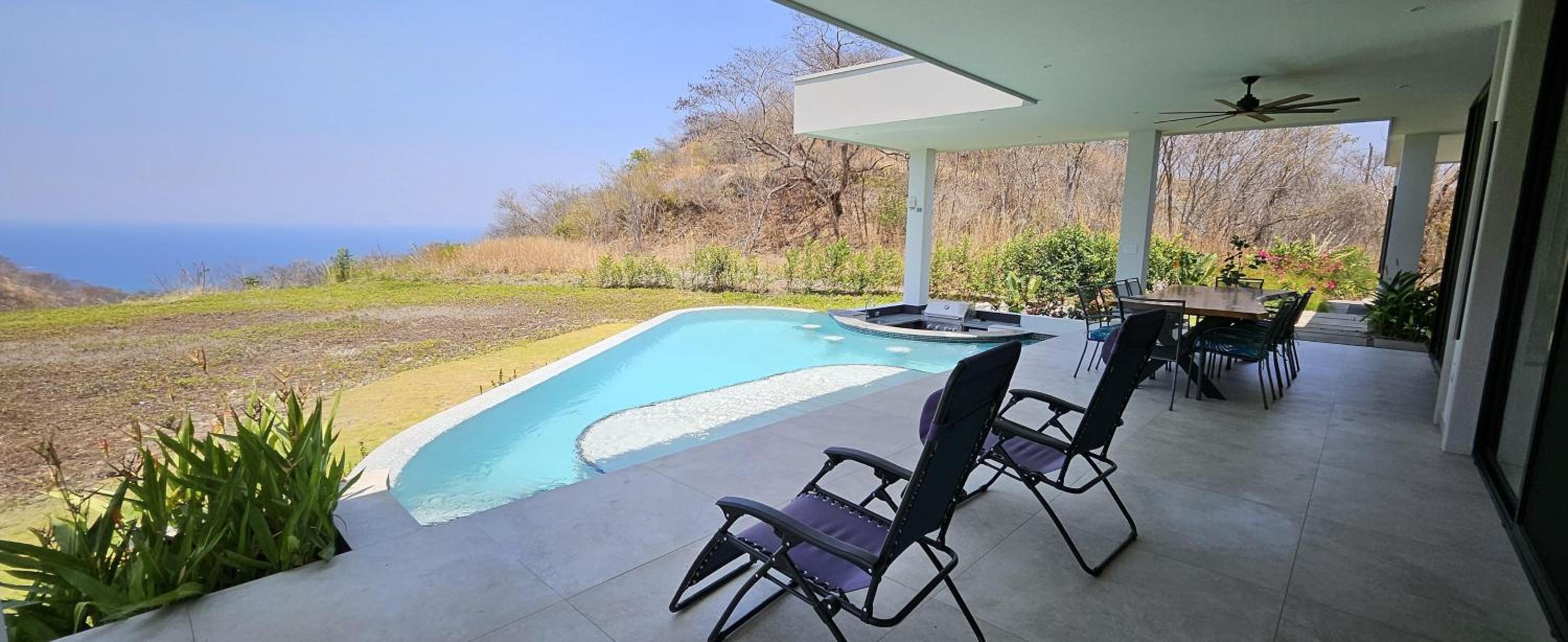 El Coco Oasis Where Luxury Meets Nature!