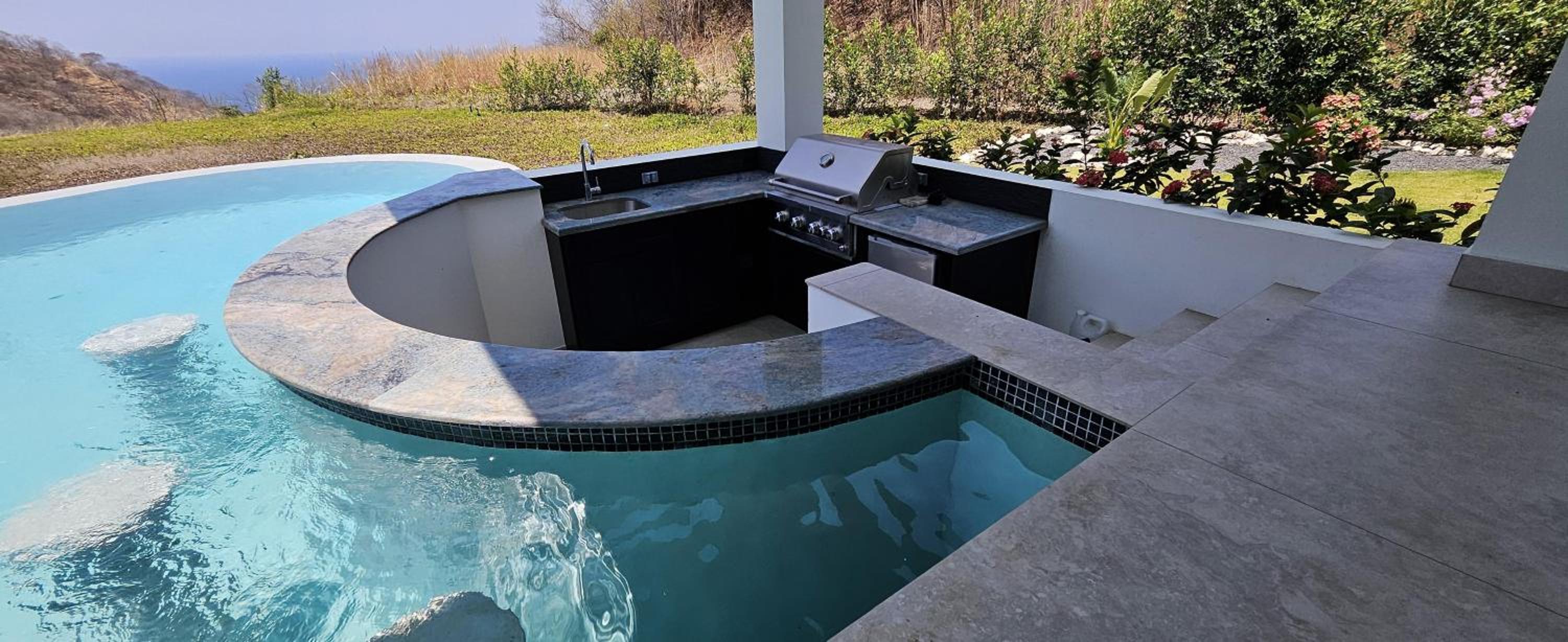 El Coco Oasis Where Luxury Meets Nature!