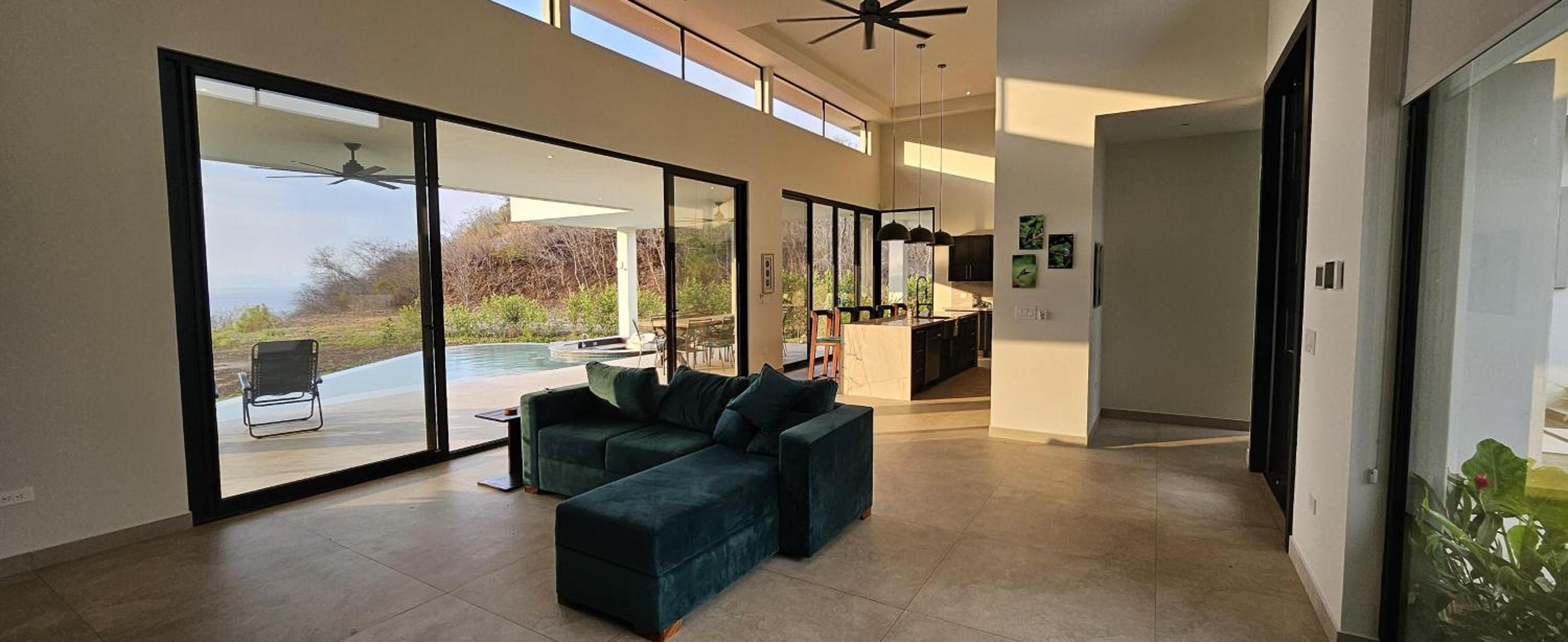 El Coco Oasis Where Luxury Meets Nature!
