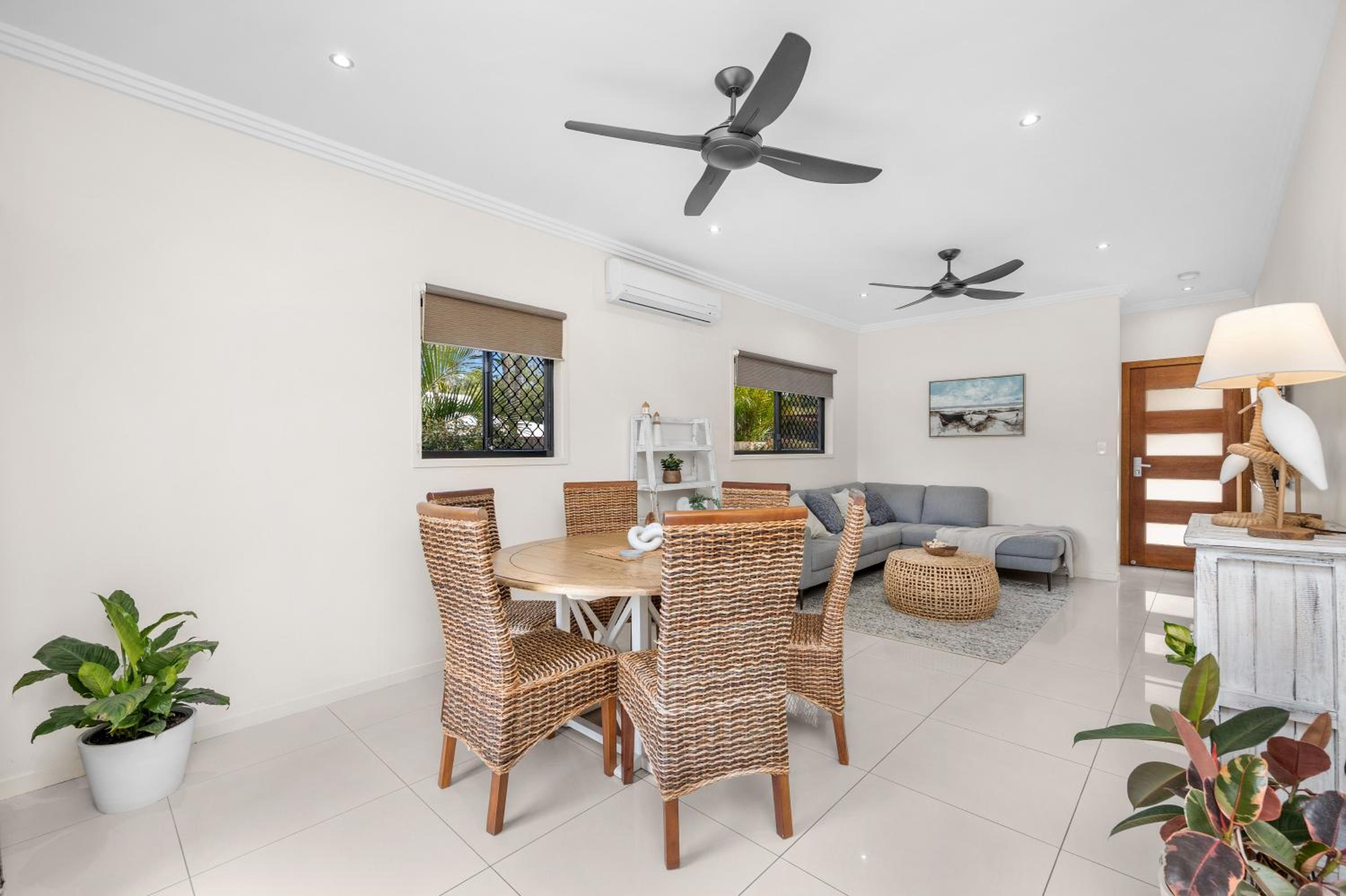 'Bay View' with Pool and Rooftop Entertaining Area