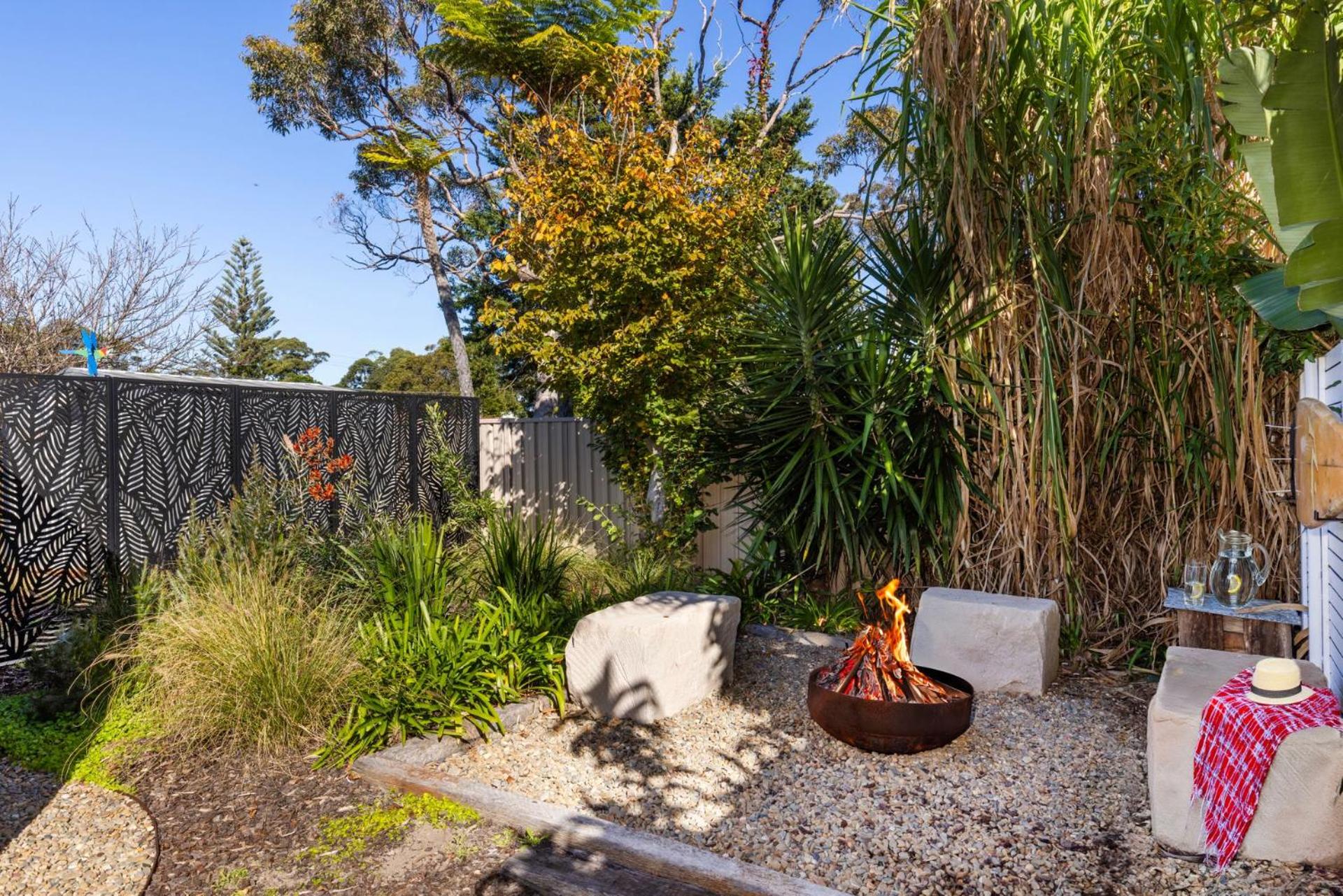 The Anchor - Pet Friendly - 5 Mins Walk to Beach - EV Charging