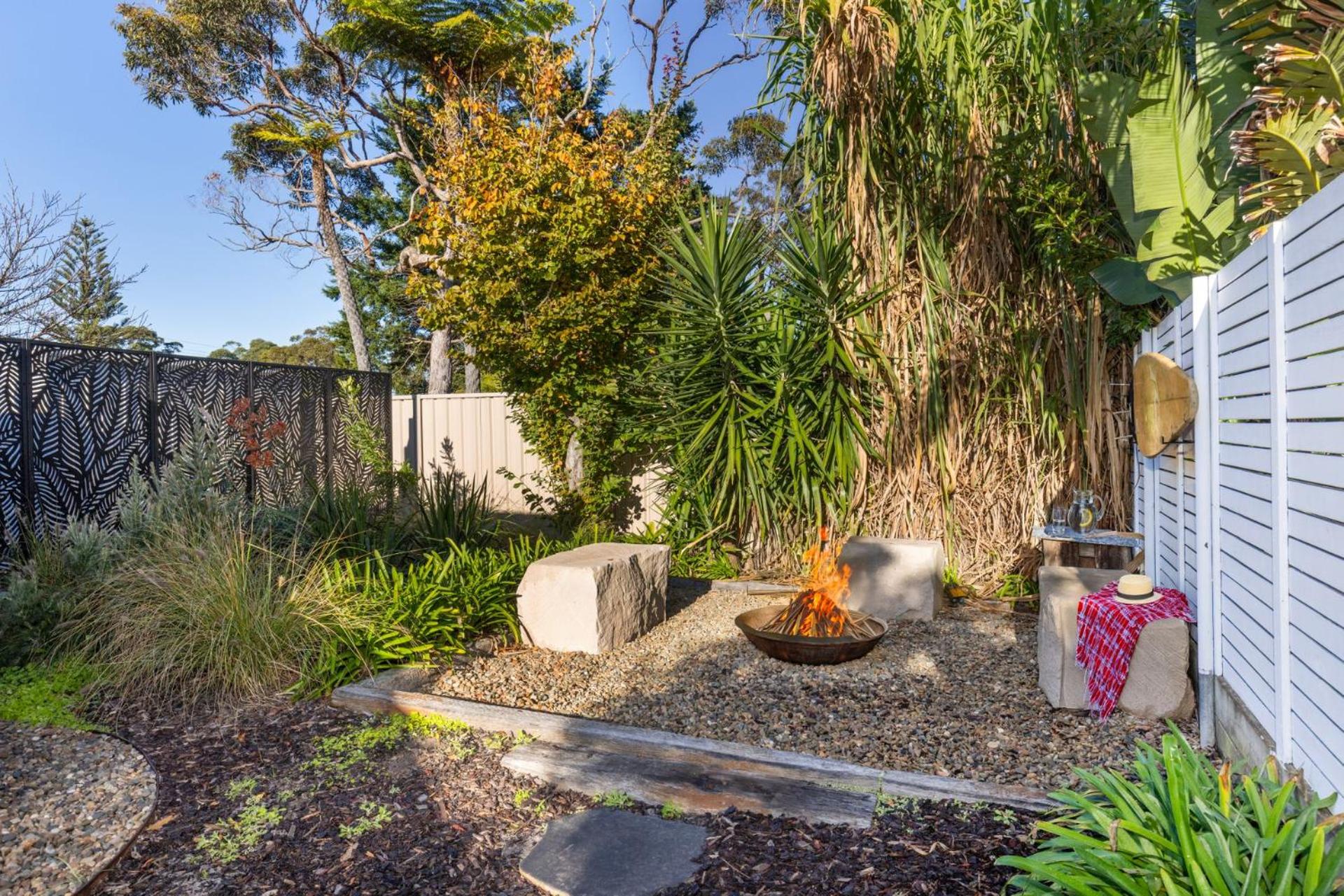 The Anchor - Pet Friendly - 5 Mins Walk to Beach - EV Charging
