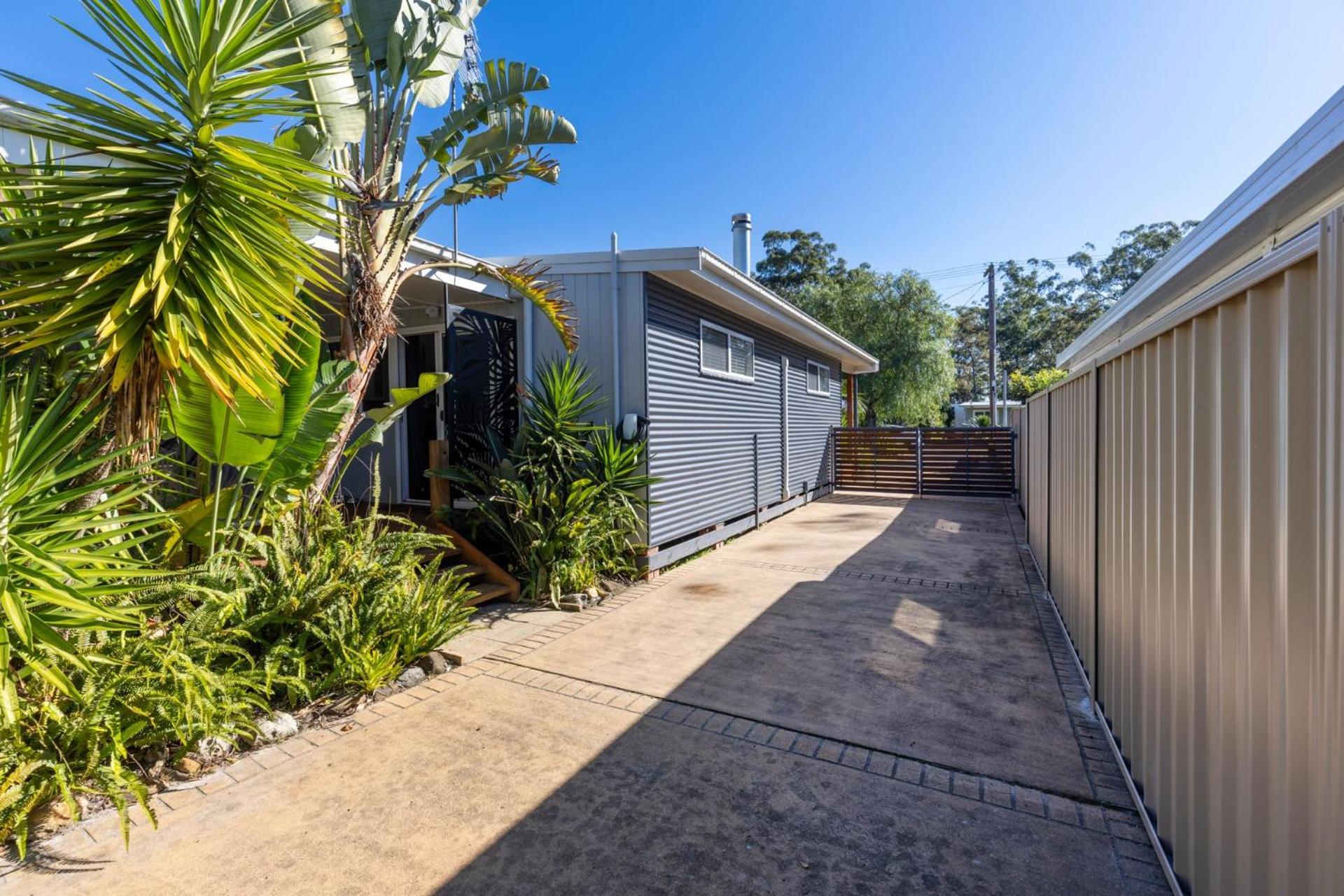 The Anchor - Pet Friendly - 5 Mins Walk to Beach - EV Charging