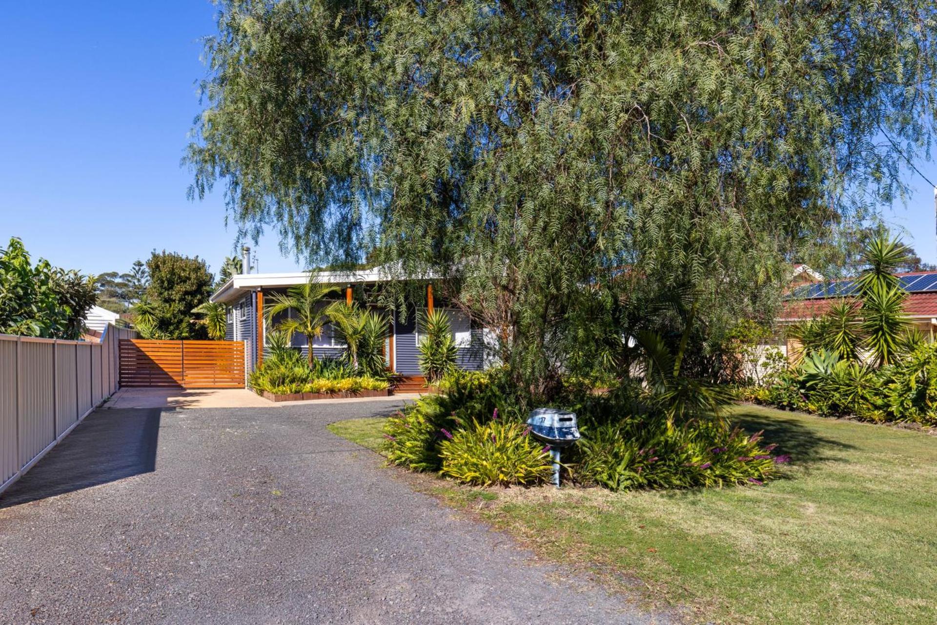 The Anchor - Pet Friendly - 5 Mins Walk to Beach - EV Charging