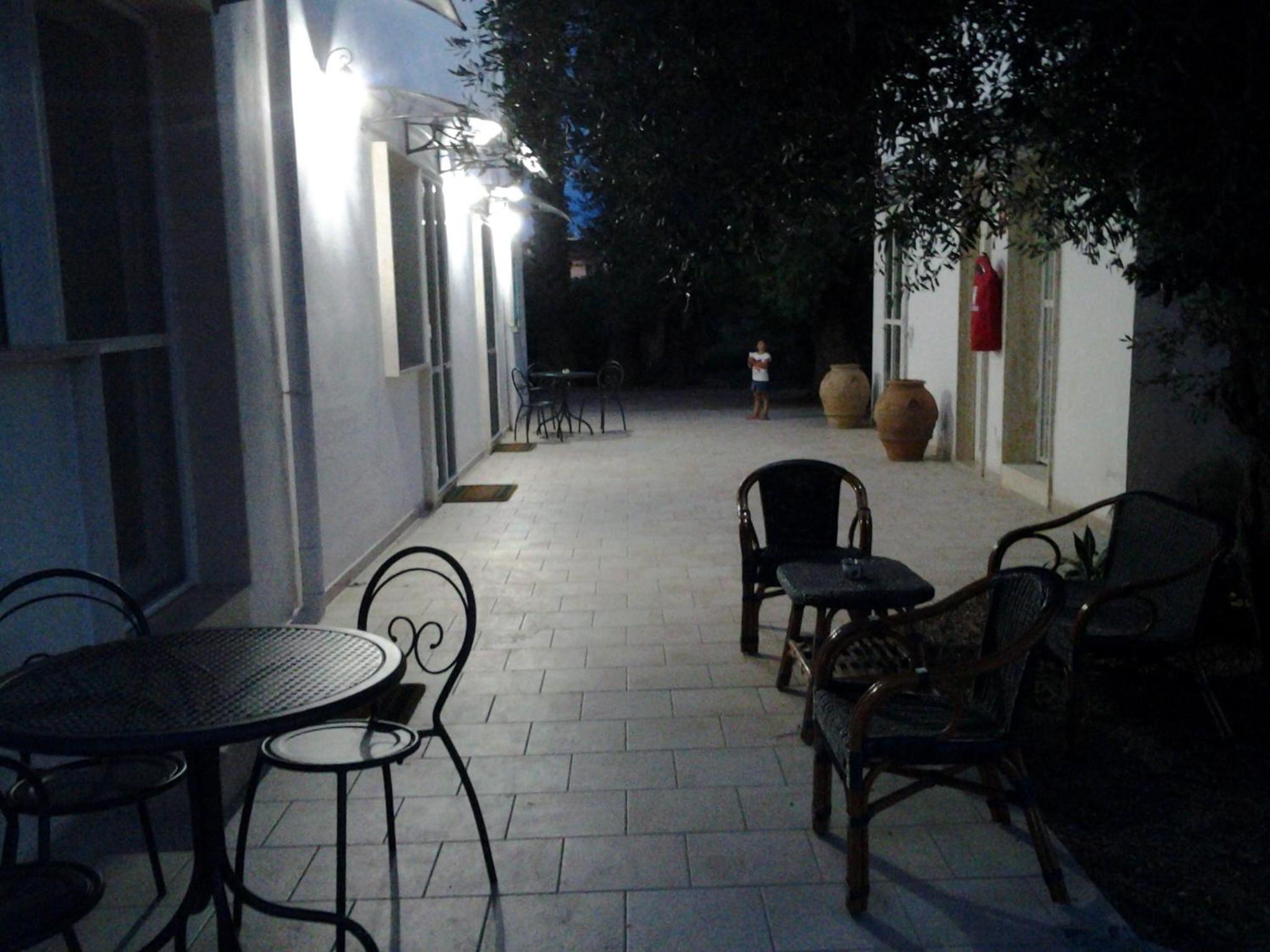 Photo 18