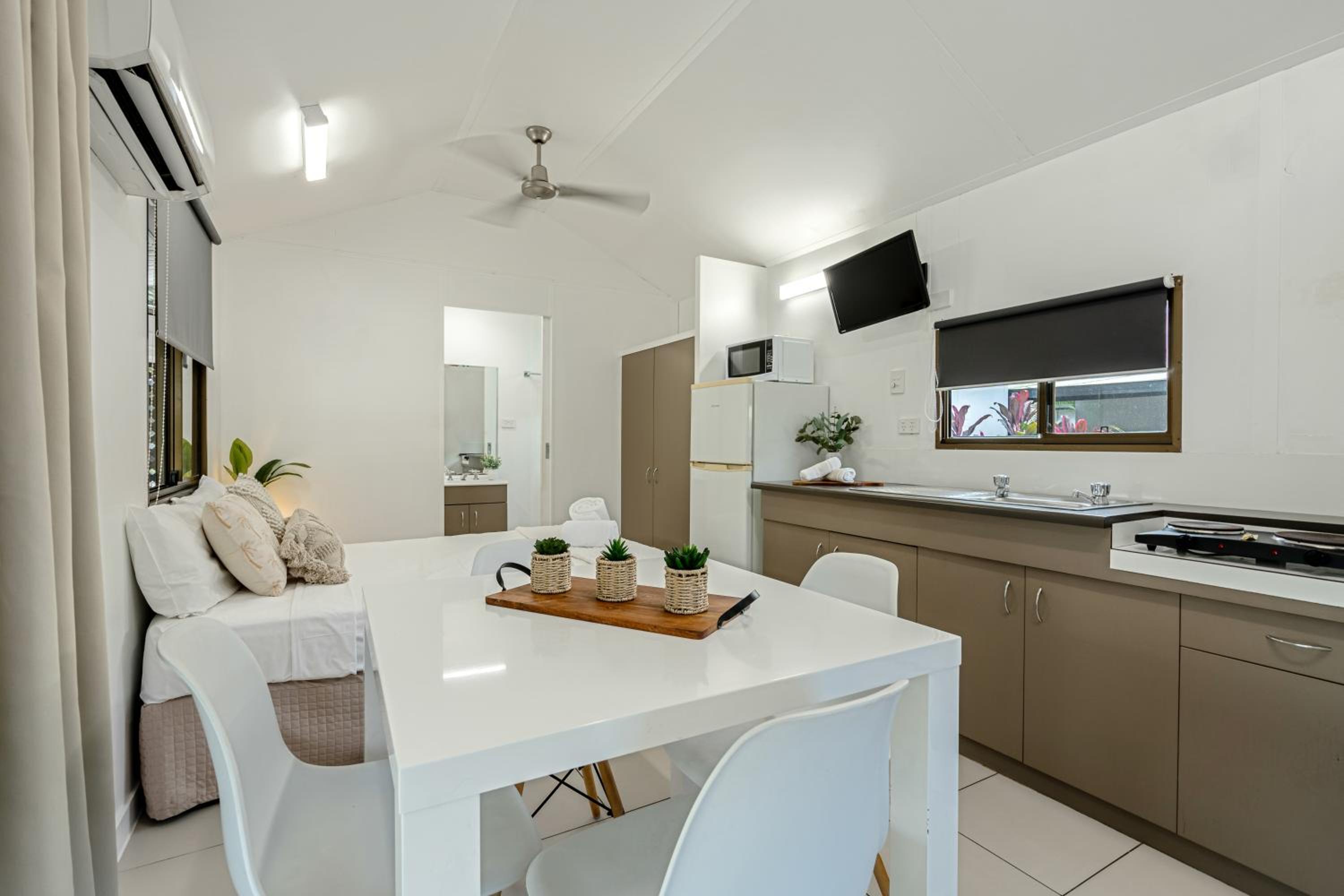 Tasman Holiday Parks - Cairns Cool Waters